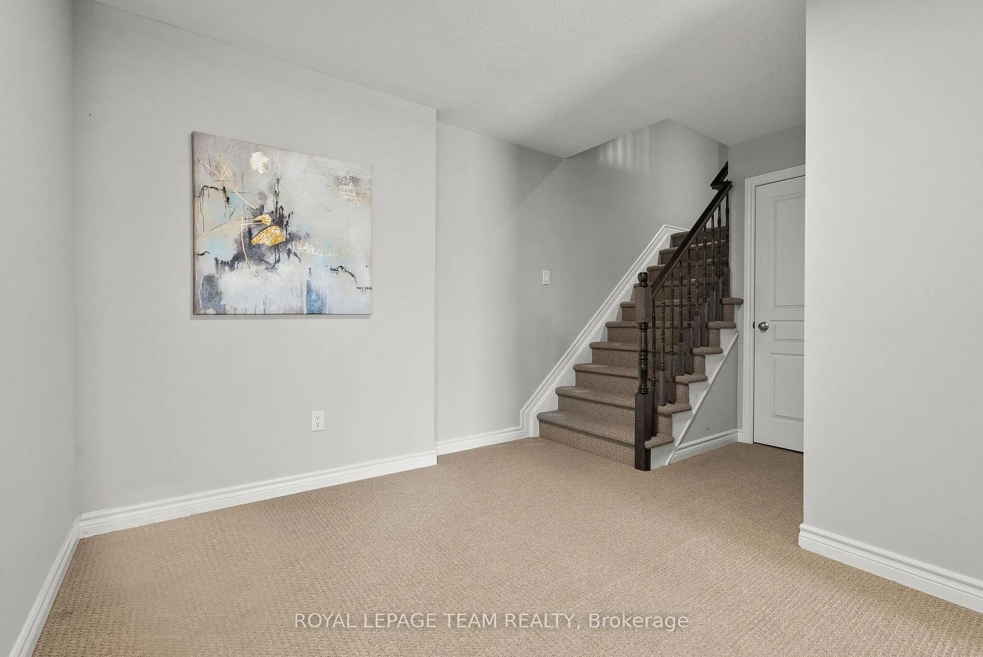 Photo 7 of 88 Stockholm Private, Ottawa, Riverside South/Gloucester Glen — HOMEH