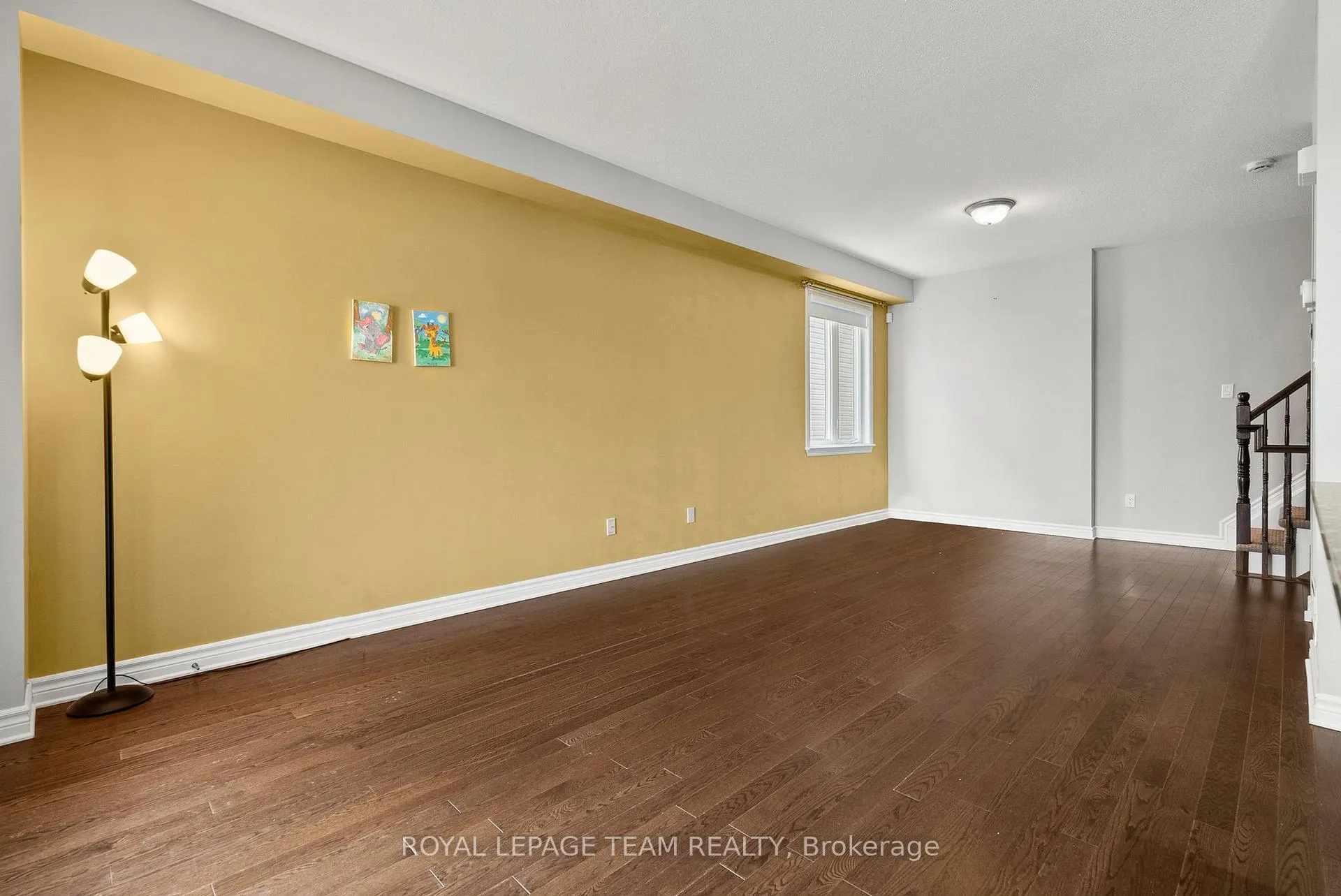 Photo 10 of 88 Stockholm Private, Ottawa, Riverside South/Gloucester Glen — HOMEH