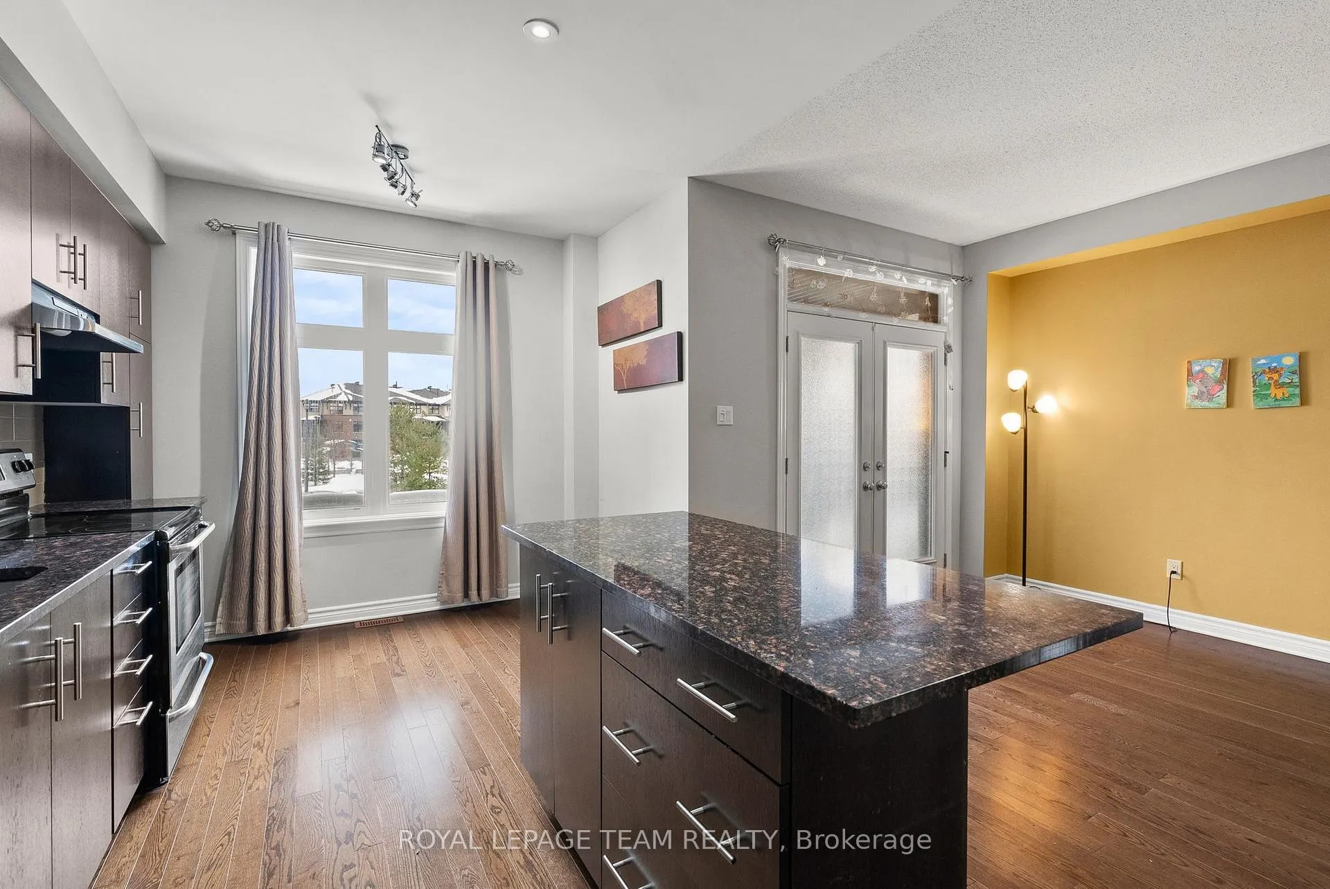 Photo 17 of 88 Stockholm Private, Ottawa, Riverside South/Gloucester Glen — HOMEH