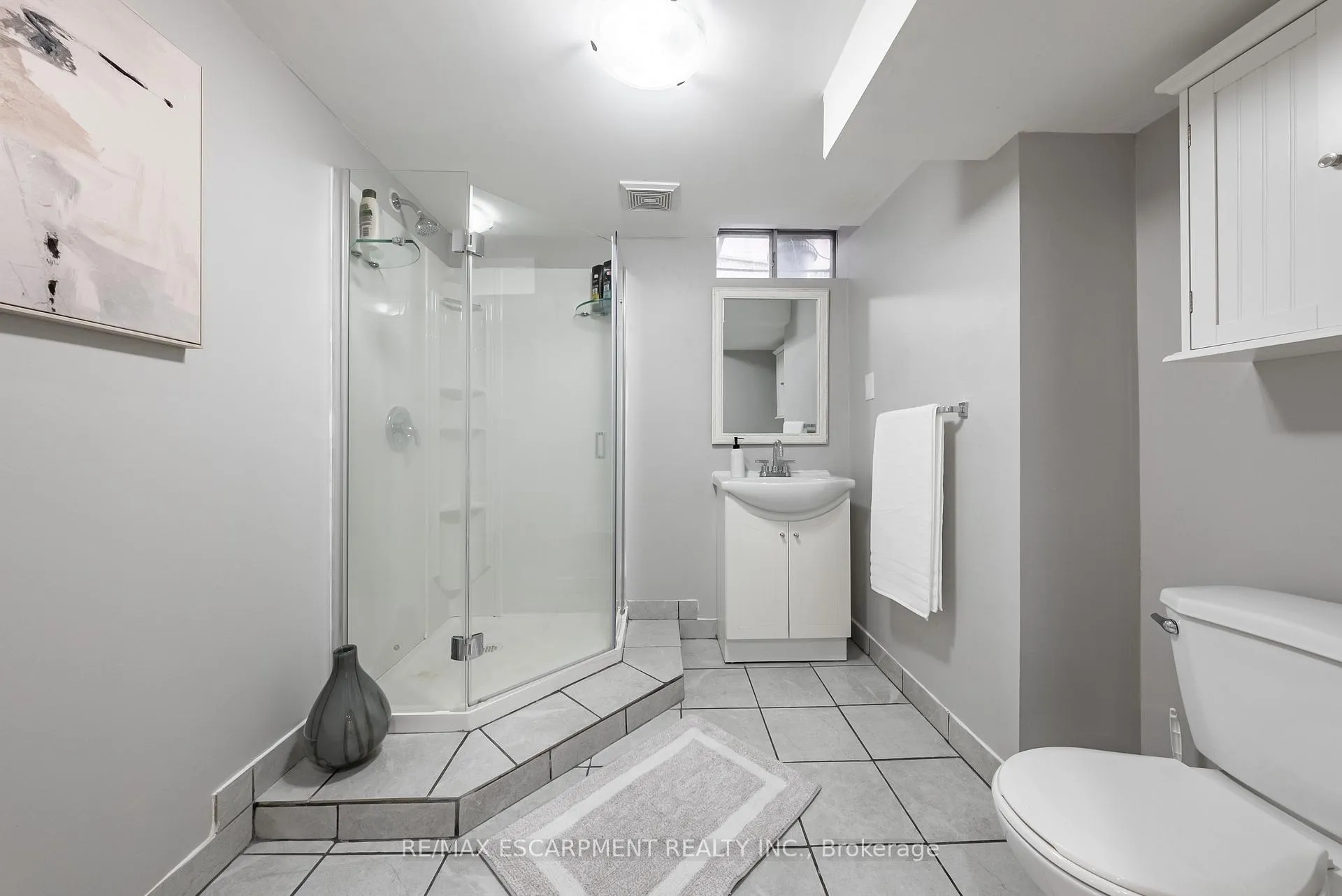 Photo 36 of 680 Rexford Drive, Hamilton, Randall — HOMEH