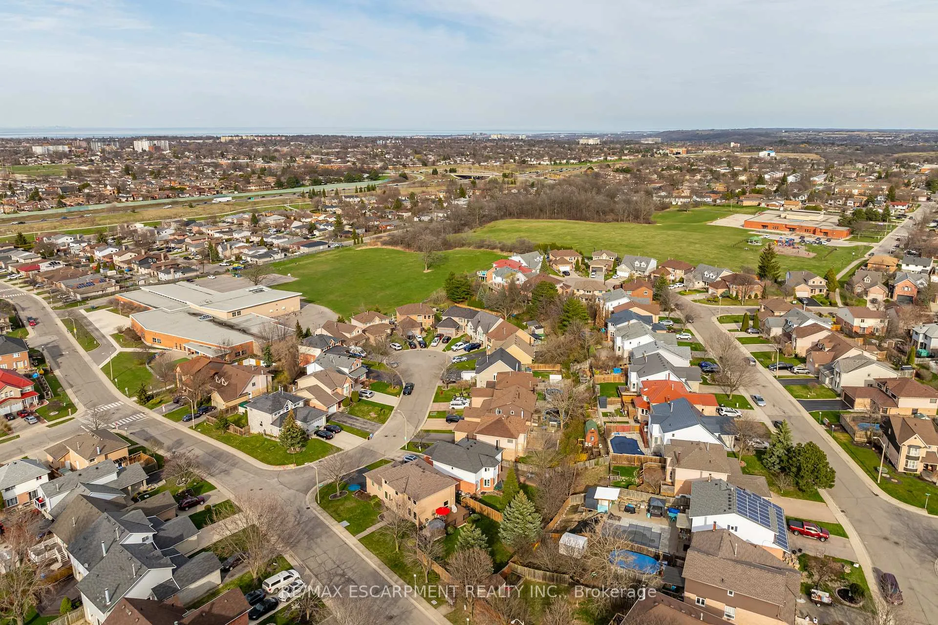 Photo 46 of 680 Rexford Drive, Hamilton, Randall — HOMEH