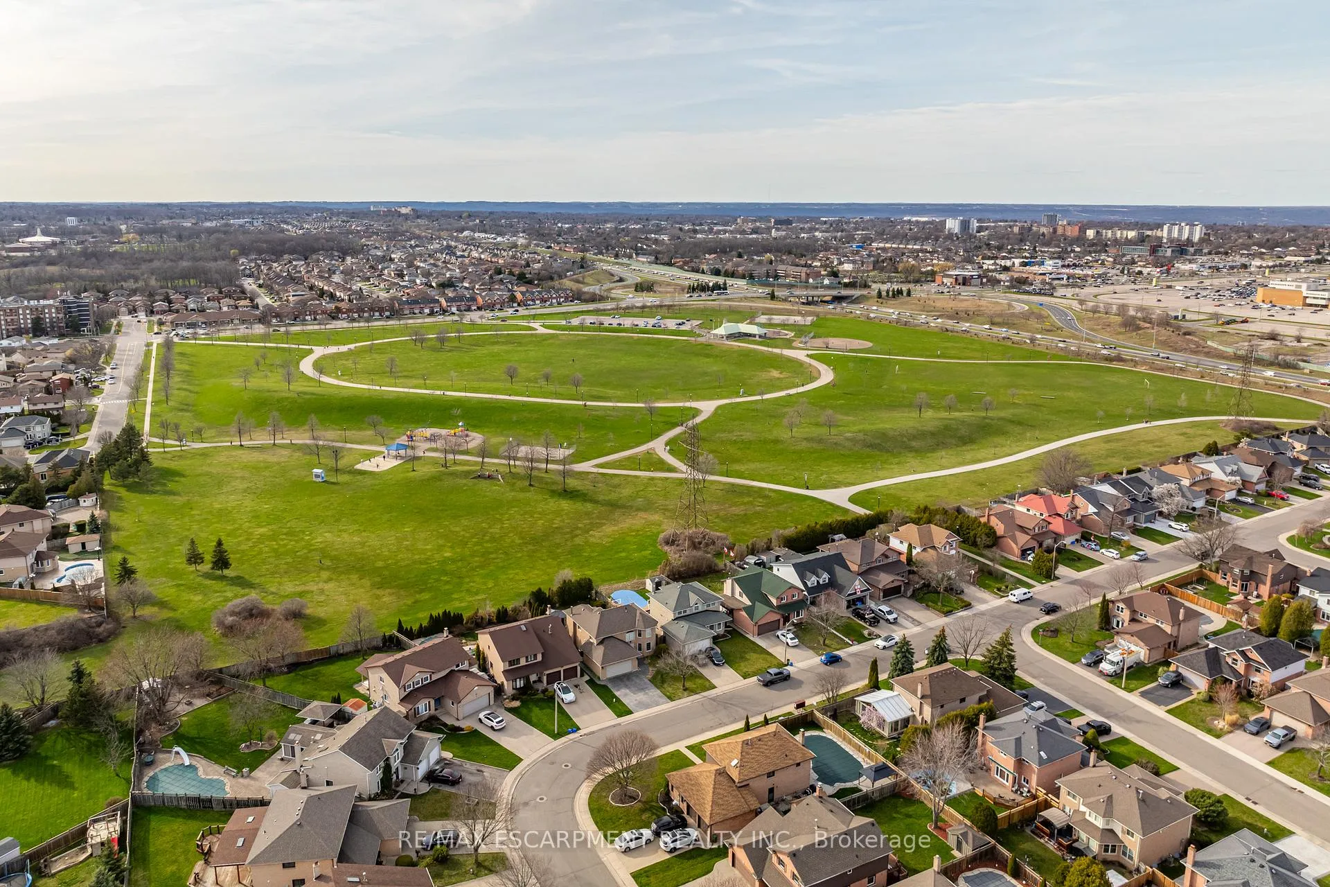 Photo 47 of 680 Rexford Drive, Hamilton, Randall — HOMEH