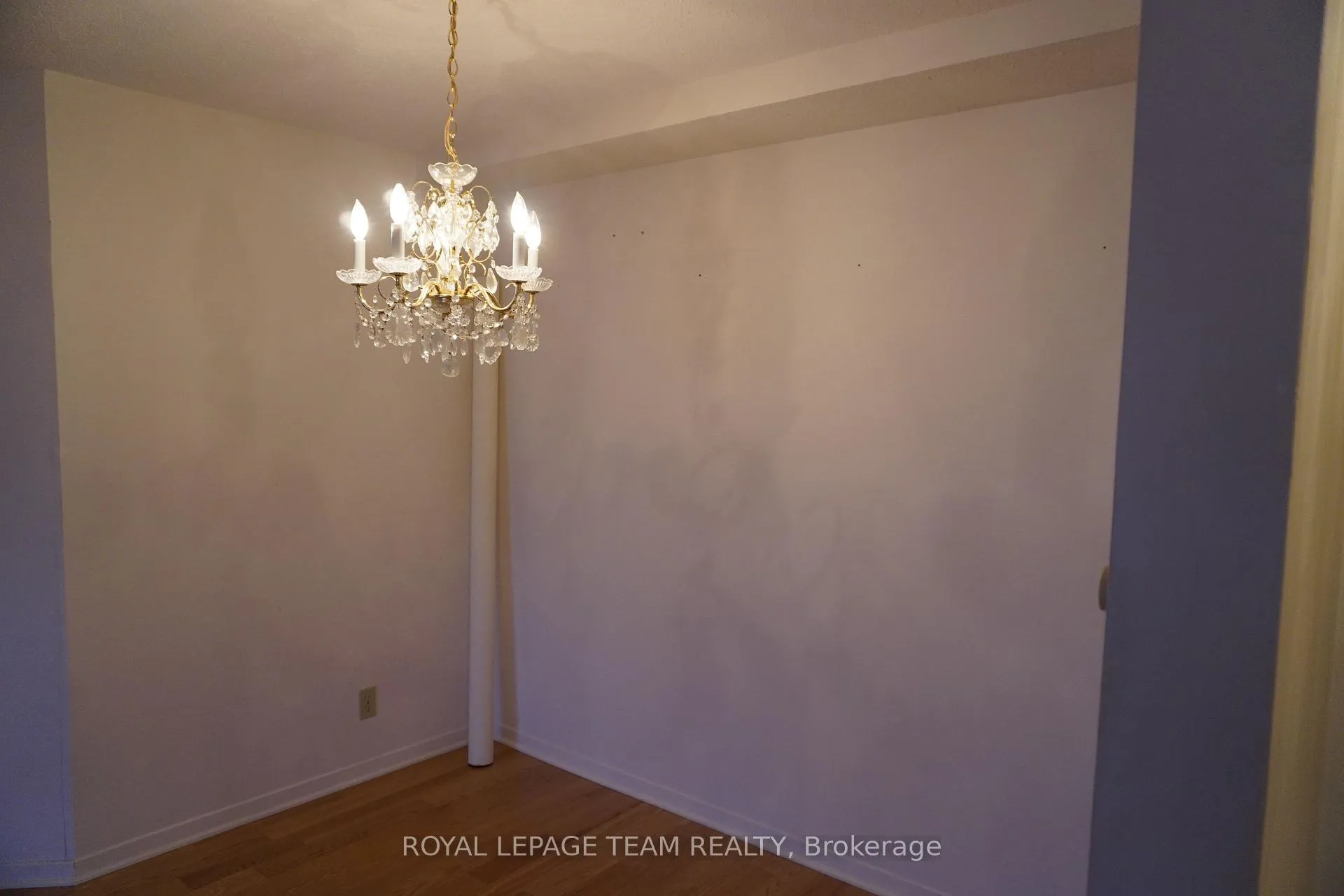Photo 7 of Unit 712, 80 Sandcastle Drive, Ottawa, Leslie Park — HOMEH