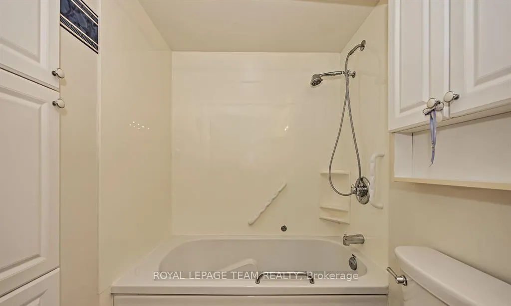 Photo 24 of Unit 712, 80 Sandcastle Drive, Ottawa, Leslie Park — HOMEH