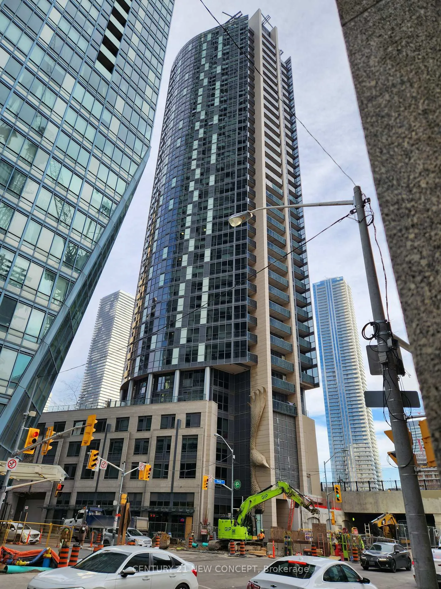 Front of Unit 1908, 1 The Esplanade