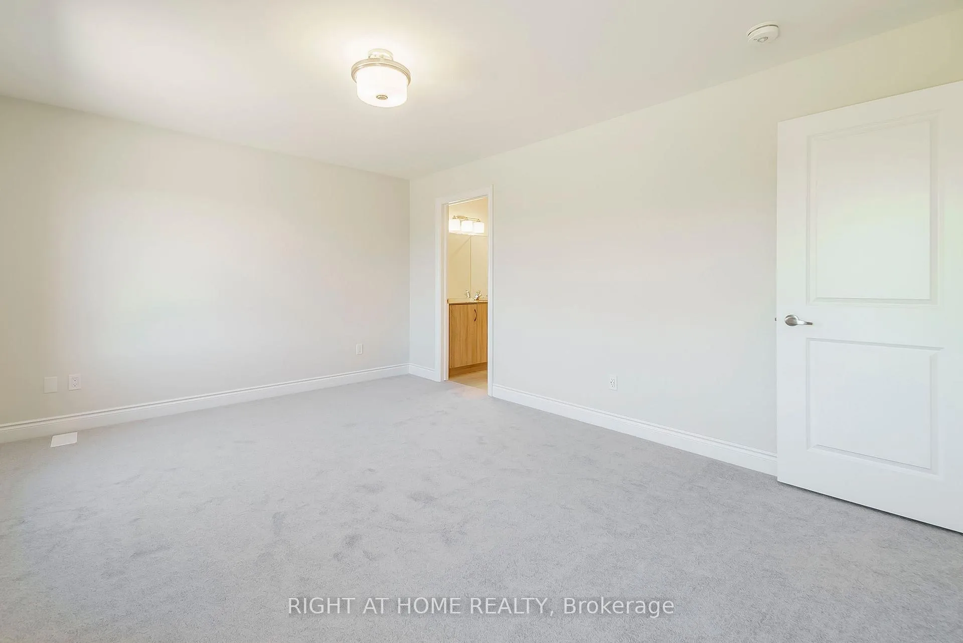 Photo 11 of 602 Wedlock Lane, Peterborough, Northcrest Ward 5 — HOMEH