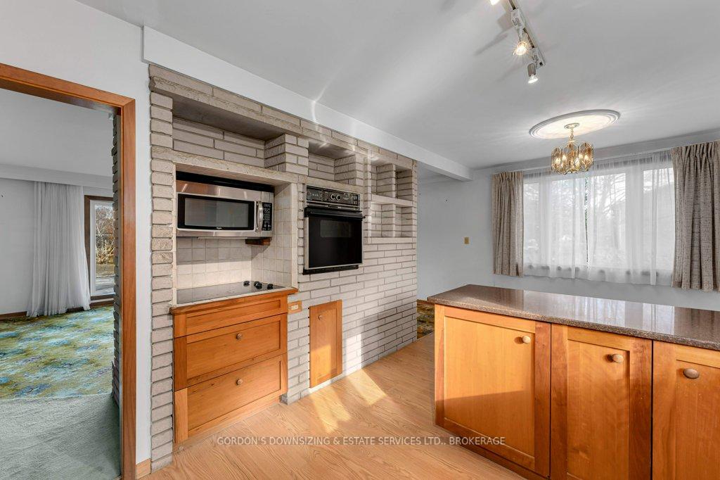Photo 11 of 6 Metcalfe Avenue, Kingston, Central City West — HOMEH