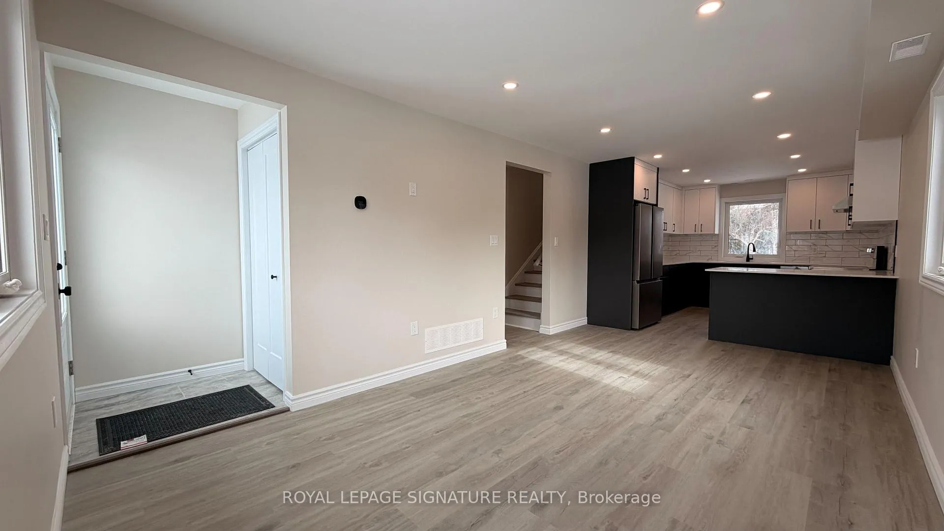 Photo 4 of Unit Main, 119 Wellington Street, Whitby, Lynde Creek — HOMEH