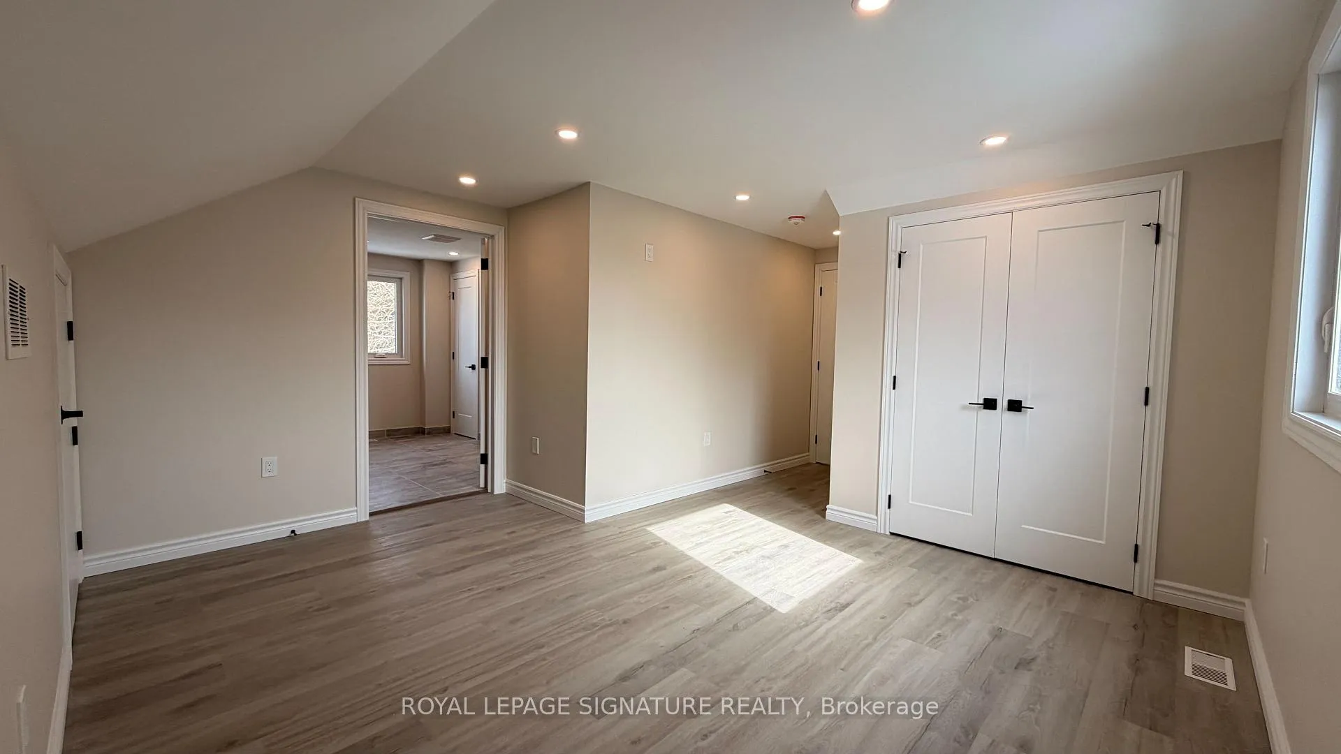 Photo 29 of Unit Main, 119 Wellington Street, Whitby, Lynde Creek — HOMEH