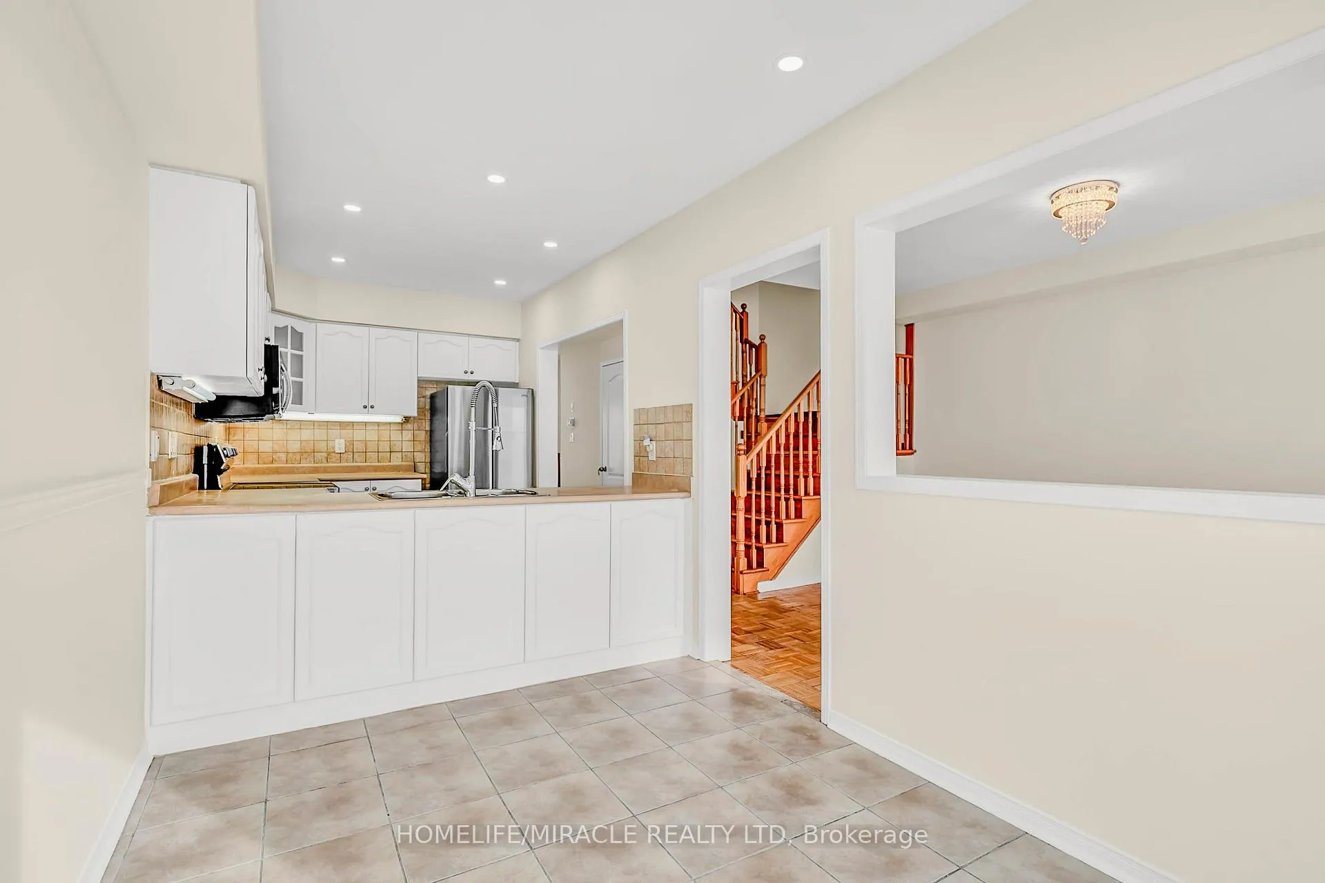 Photo 13 of 17 Pikake Court, Vaughan, Vellore Village — HOMEH