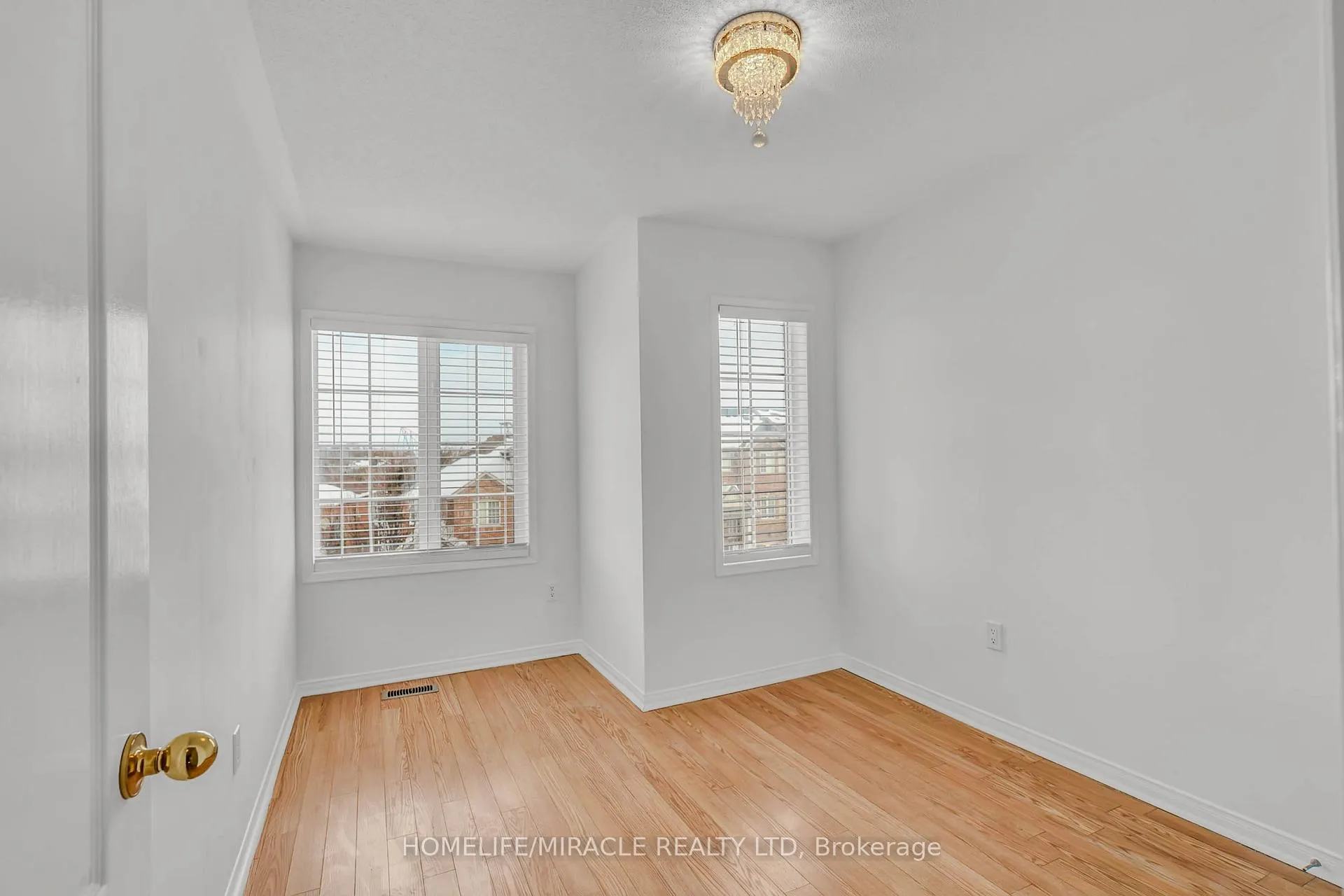 Photo 25 of 17 Pikake Court, Vaughan, Vellore Village — HOMEH