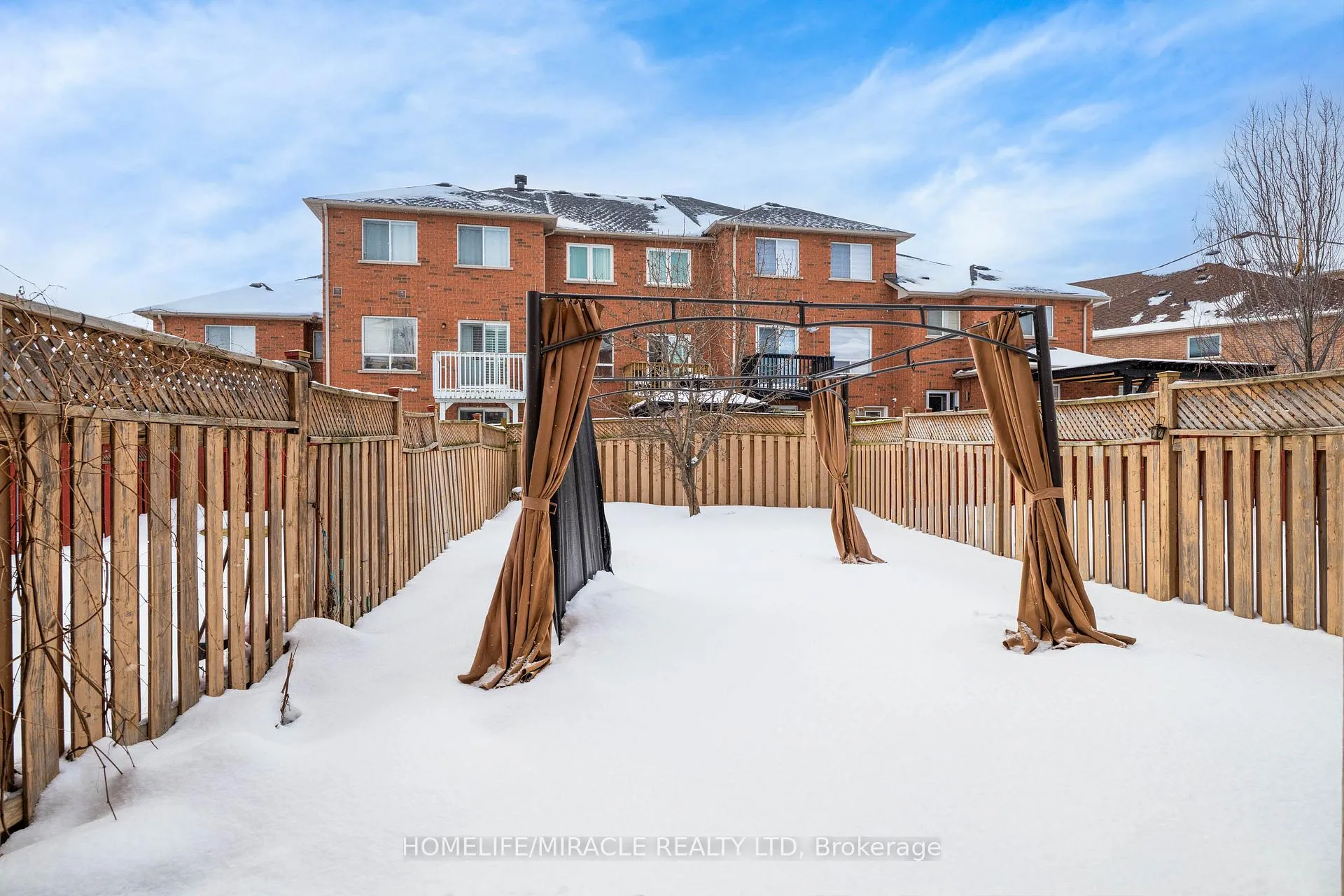 Photo 33 of 17 Pikake Court, Vaughan, Vellore Village — HOMEH