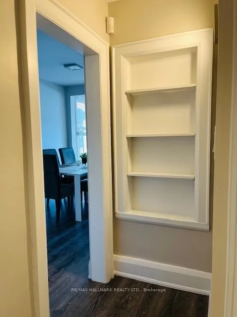 Photo 9 of Unit 2nd Floor, 487 Clinton Street, Toronto, The Annex — HOMEH