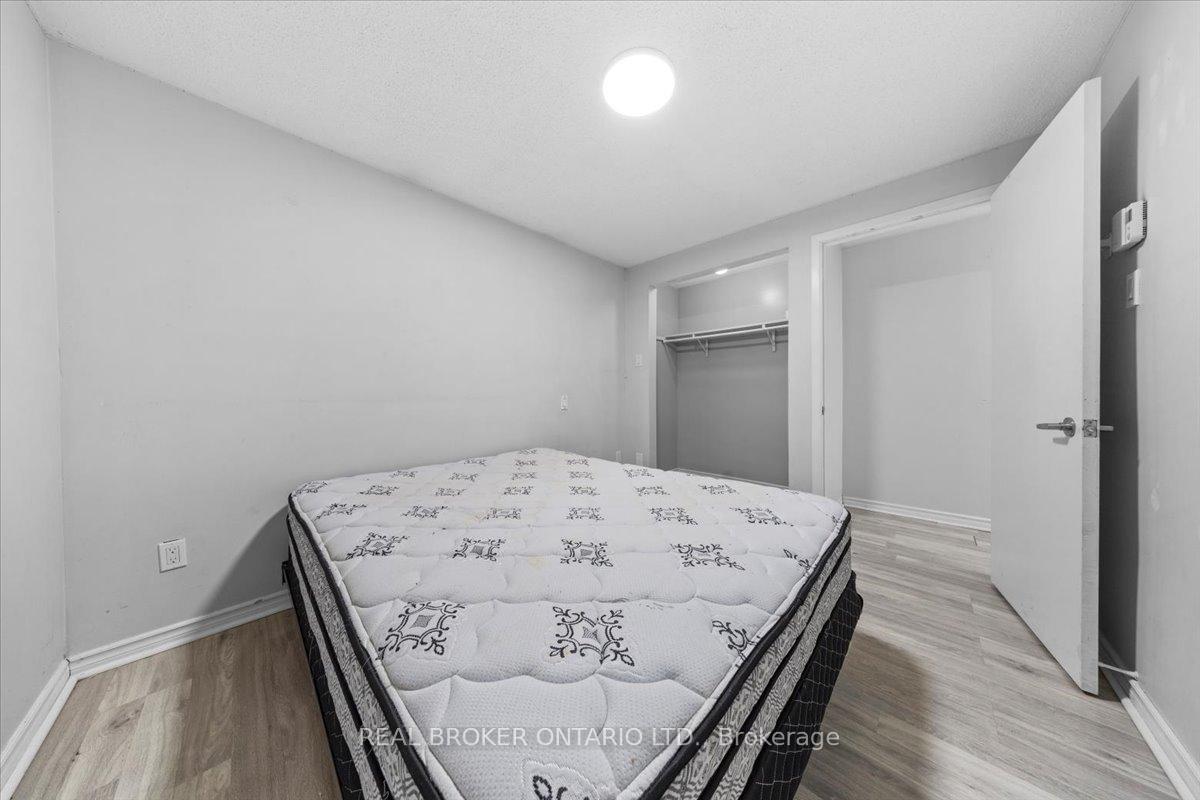 Photo 5 of 161 Guigues Avenue, Ottawa, Lower Town/Byward Market — HOMEH