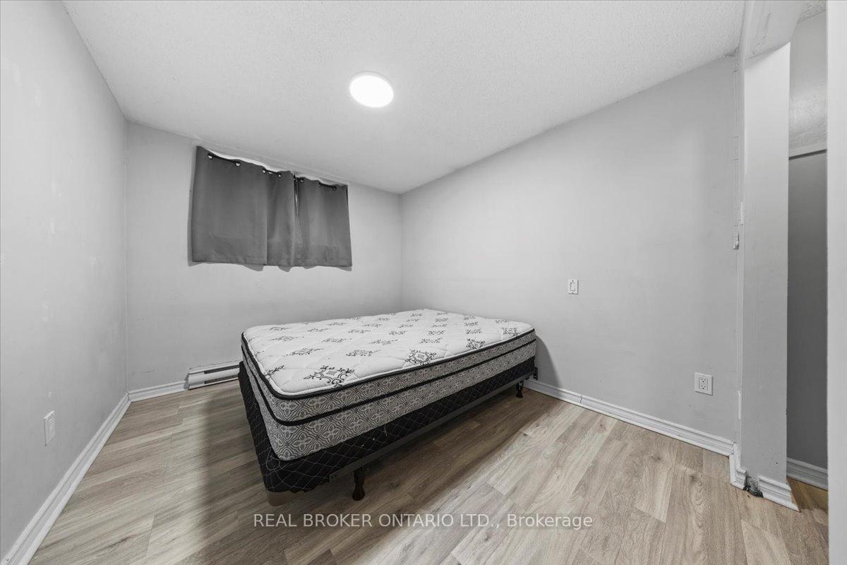 Photo 6 of 161 Guigues Avenue, Ottawa, Lower Town/Byward Market — HOMEH