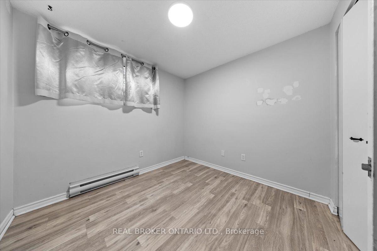 Photo 8 of 161 Guigues Avenue, Ottawa, Lower Town/Byward Market — HOMEH