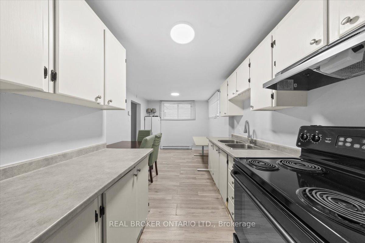 Photo 10 of 161 Guigues Avenue, Ottawa, Lower Town/Byward Market — HOMEH