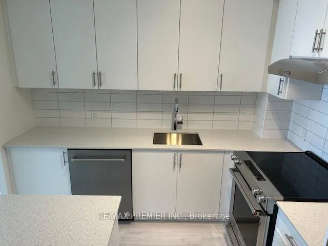 Photo 5 of Unit 812, 9000 Jane Street, Vaughan, Concord — HOMEH