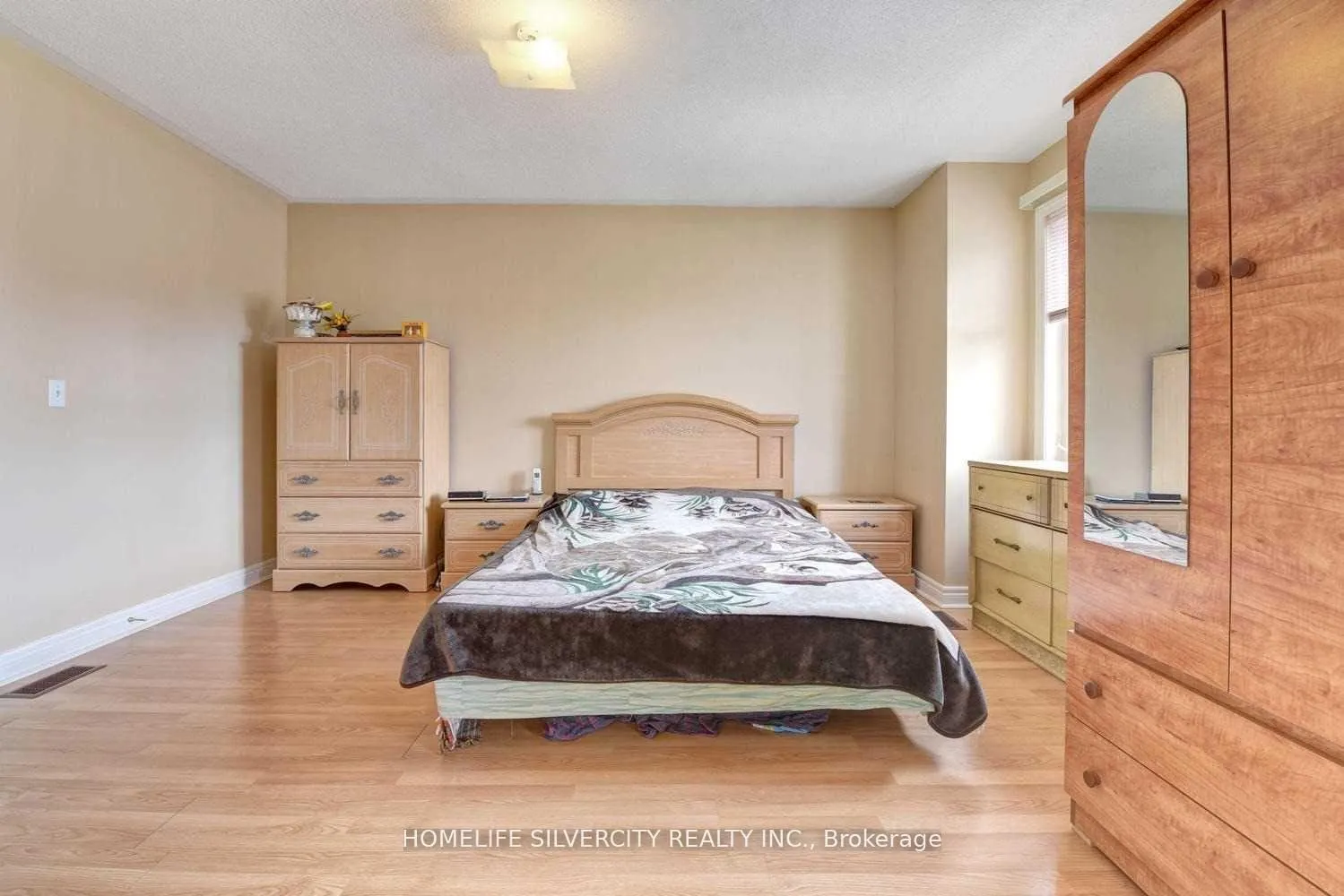 Photo 9 of 10 Trevino Crescent, Brampton, Bram East — HOMEH