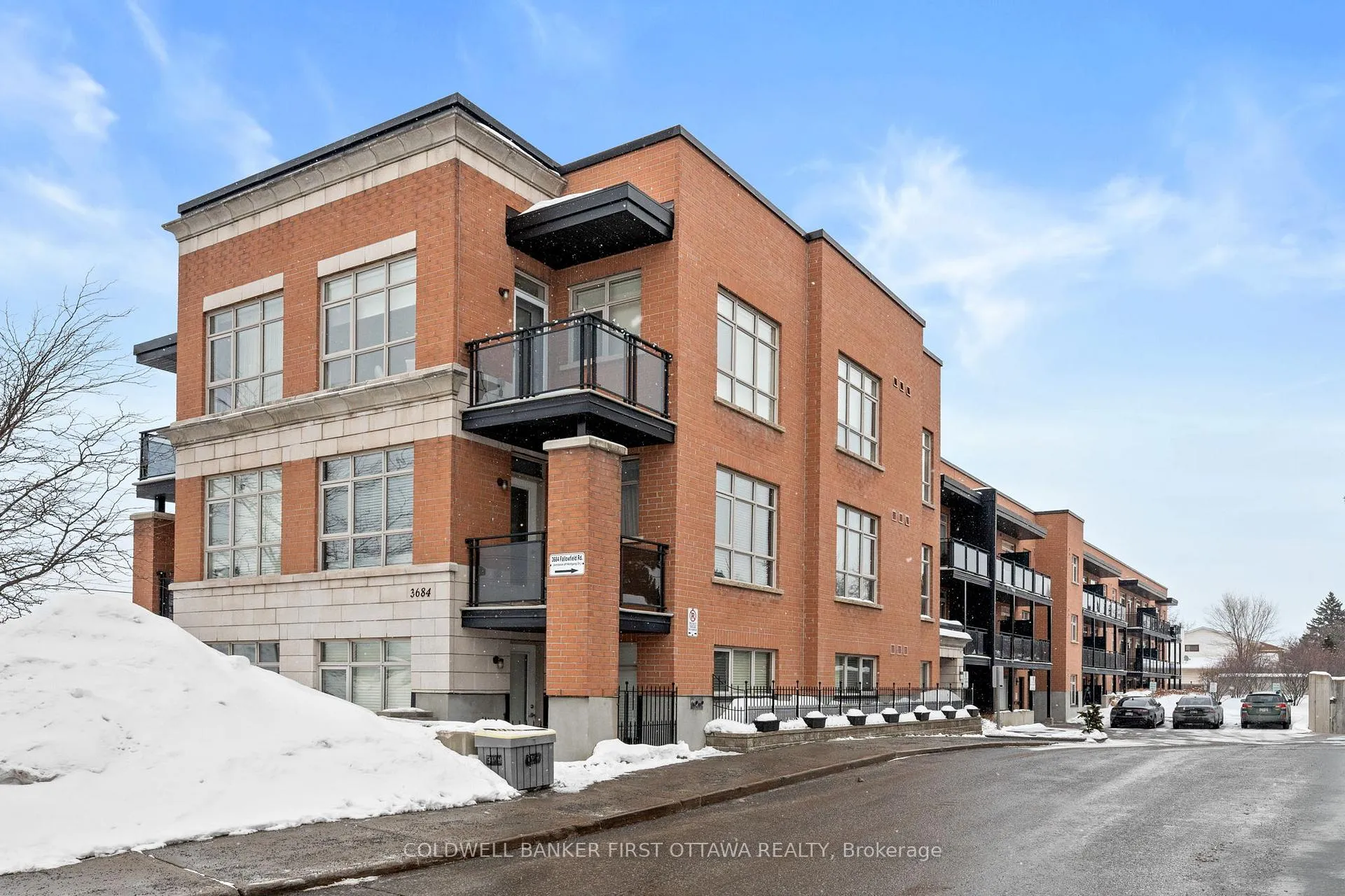 Front of Unit 204, 3684 Fallowfield Road