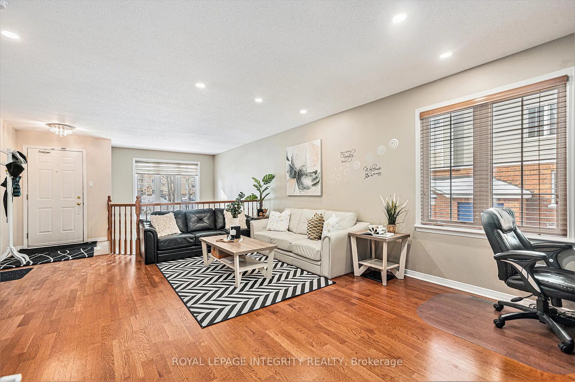 Photo 5 of Unit 42, 1512 Walkley Road, Ottawa, Heron Gate/Industrial Park — HOMEH