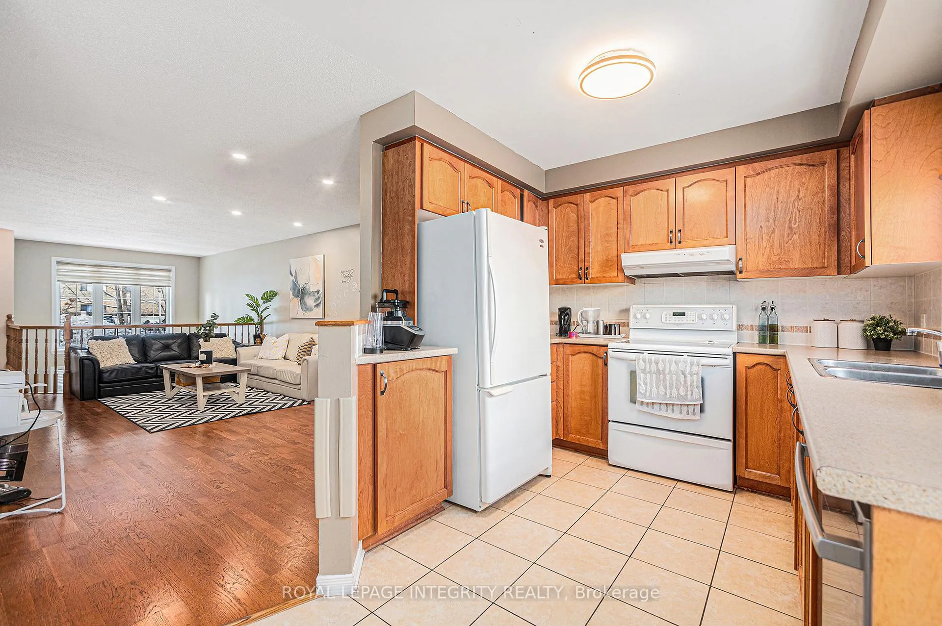 Photo 8 of Unit 42, 1512 Walkley Road, Ottawa, Heron Gate/Industrial Park — HOMEH