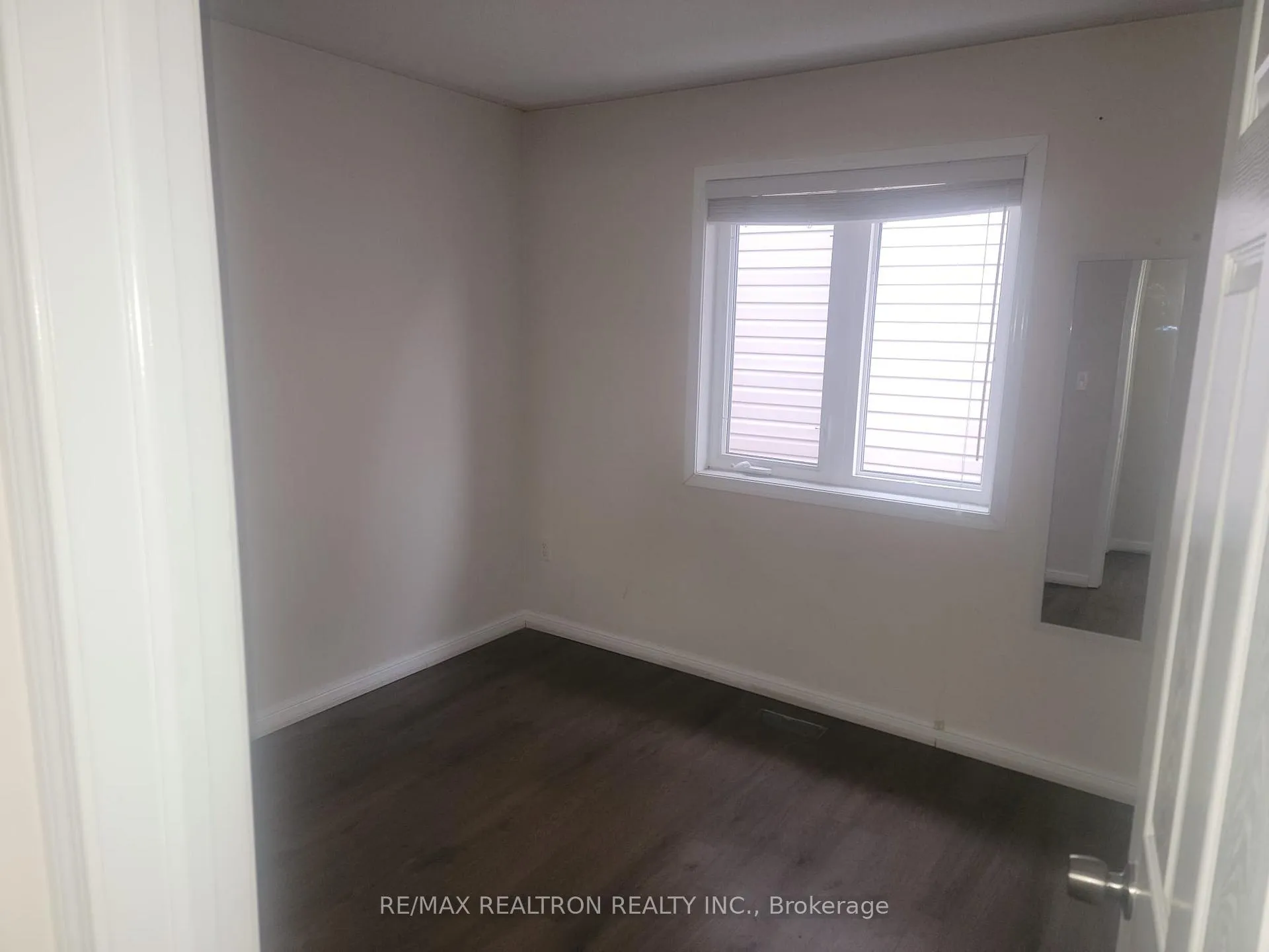 Photo 10 of Unit Main & 2nd, 13 Dulverton Drive, Brampton, Northwest Brampton — HOMEH
