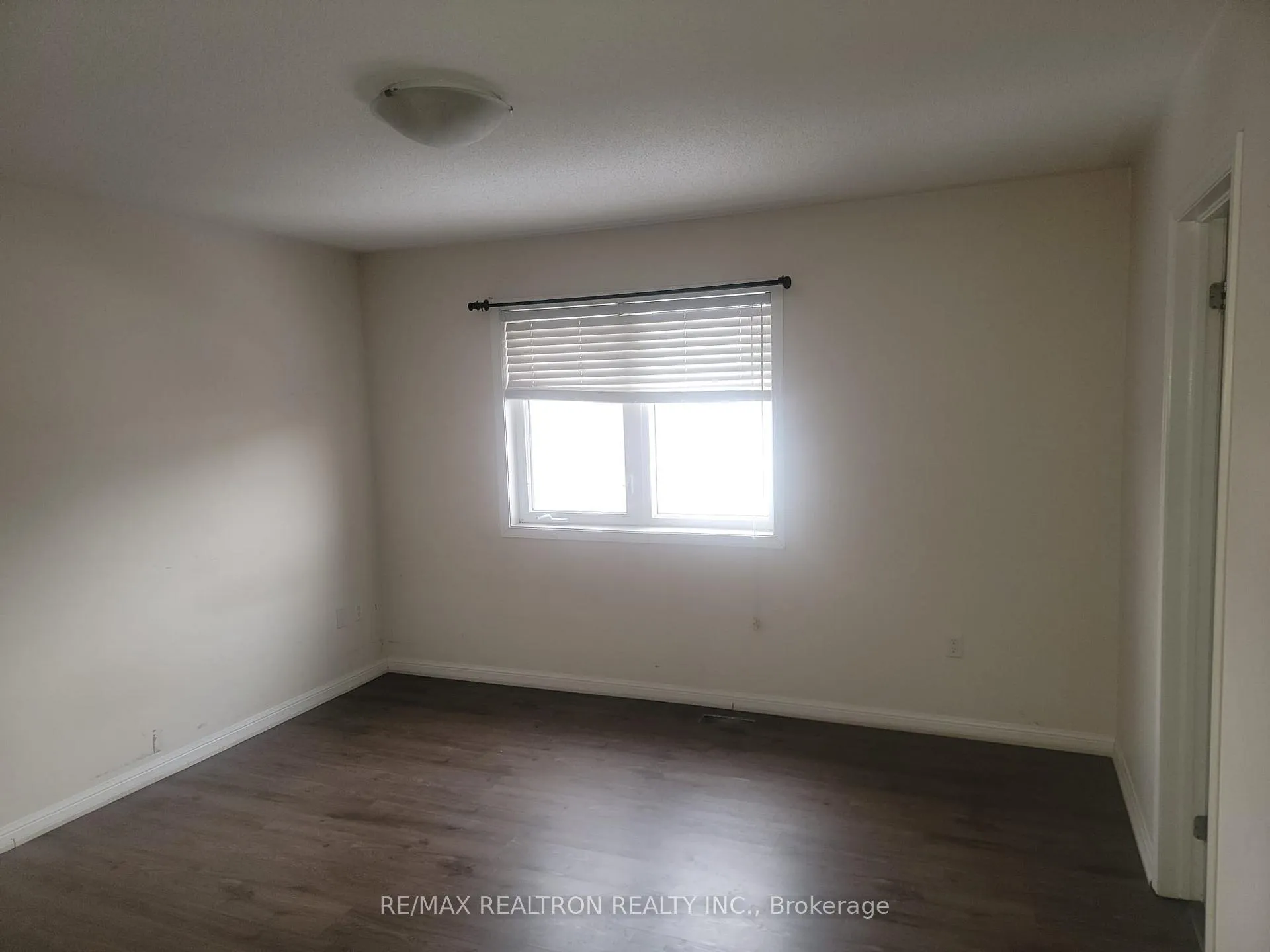 Photo 11 of Unit Main & 2nd, 13 Dulverton Drive, Brampton, Northwest Brampton — HOMEH