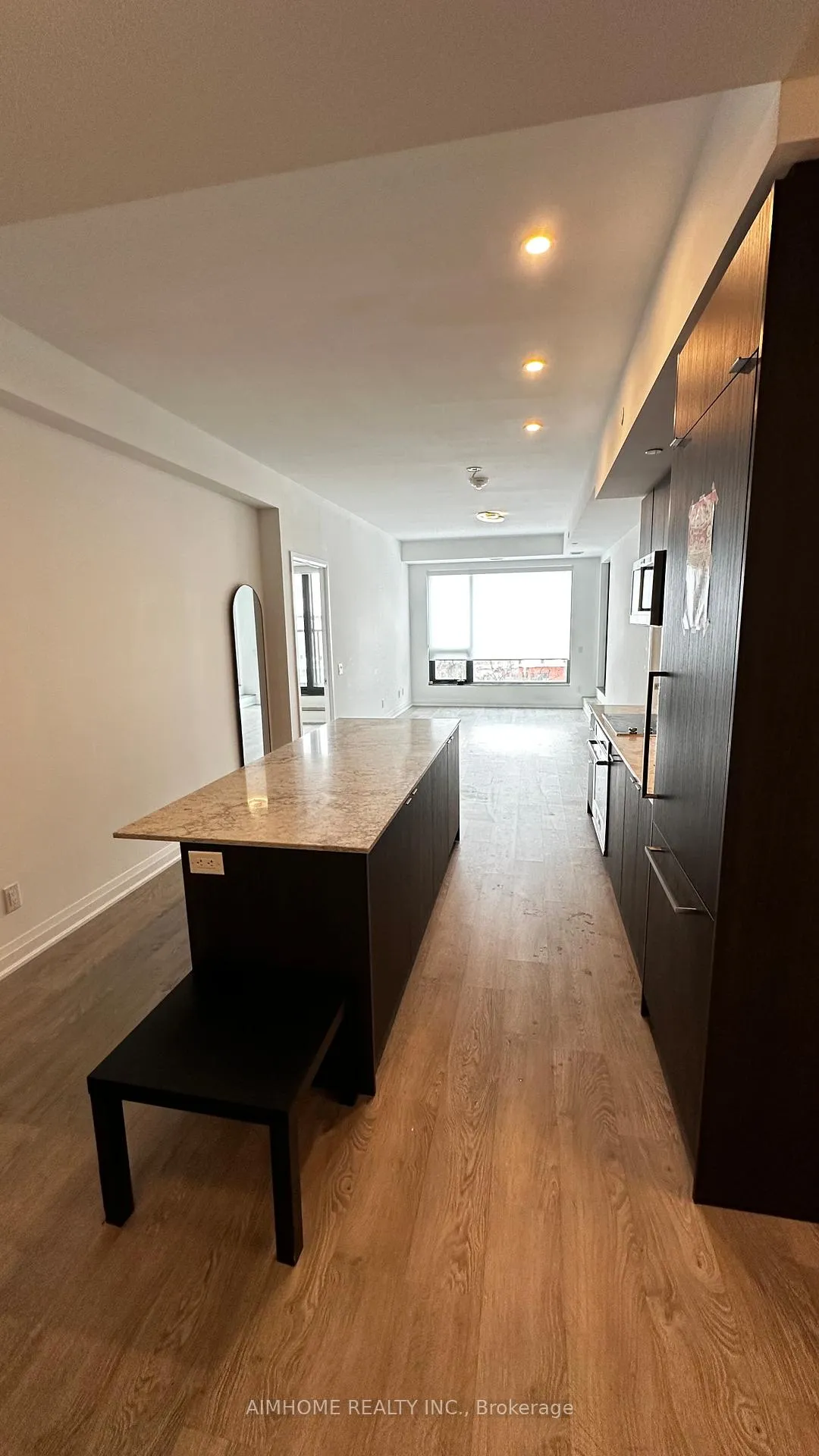 Photo 2 of Unit 17, 280 Howland Avenue, Toronto, The Annex — HOMEH