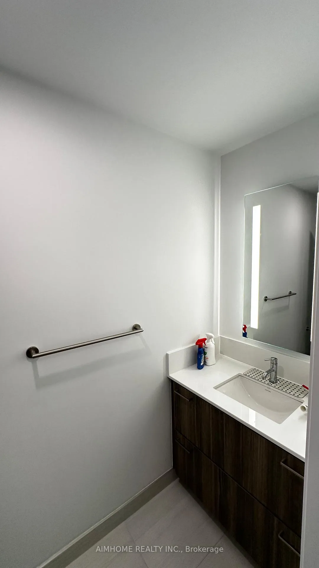 Photo 8 of Unit 17, 280 Howland Avenue, Toronto, The Annex — HOMEH
