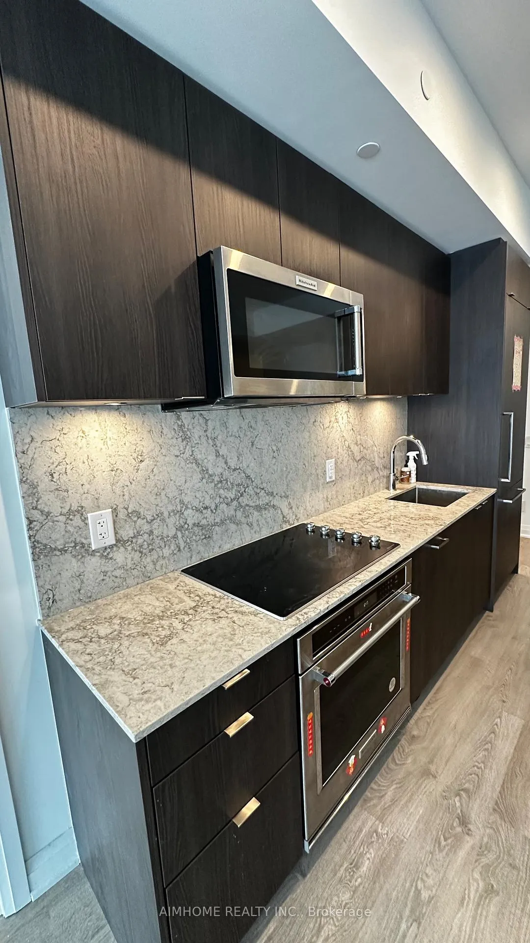 Photo 12 of Unit 17, 280 Howland Avenue, Toronto, The Annex — HOMEH