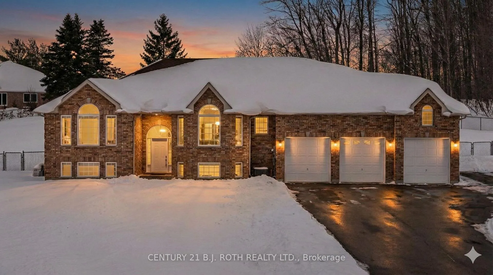 Photo 1 of 1348 Hawk Ridge Crescent, Severn, Rural Severn — HOMEH