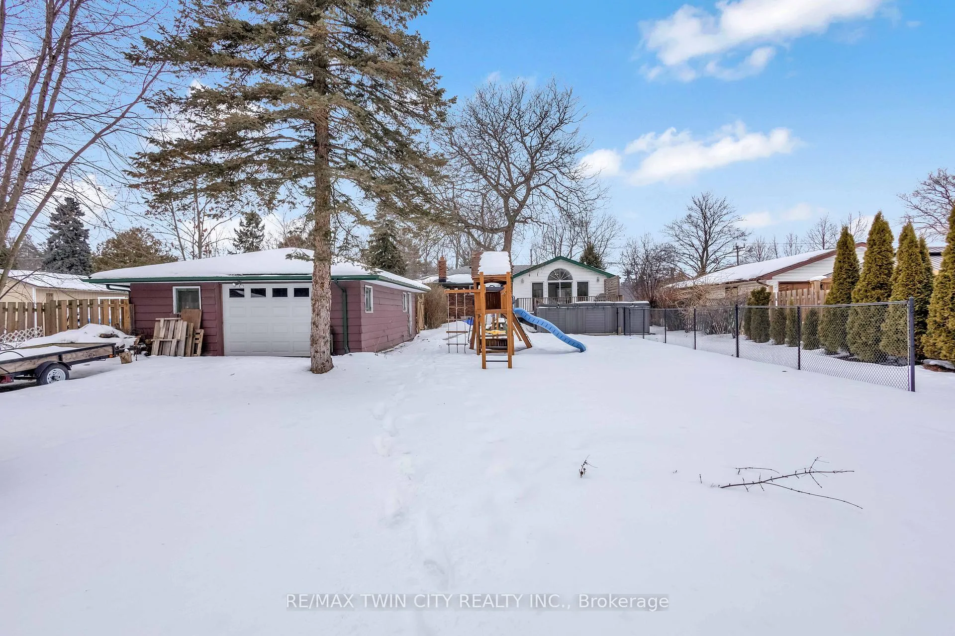 Photo 32 of 453 Glancaster Road, Hamilton, Airport Employment Area — HOMEH