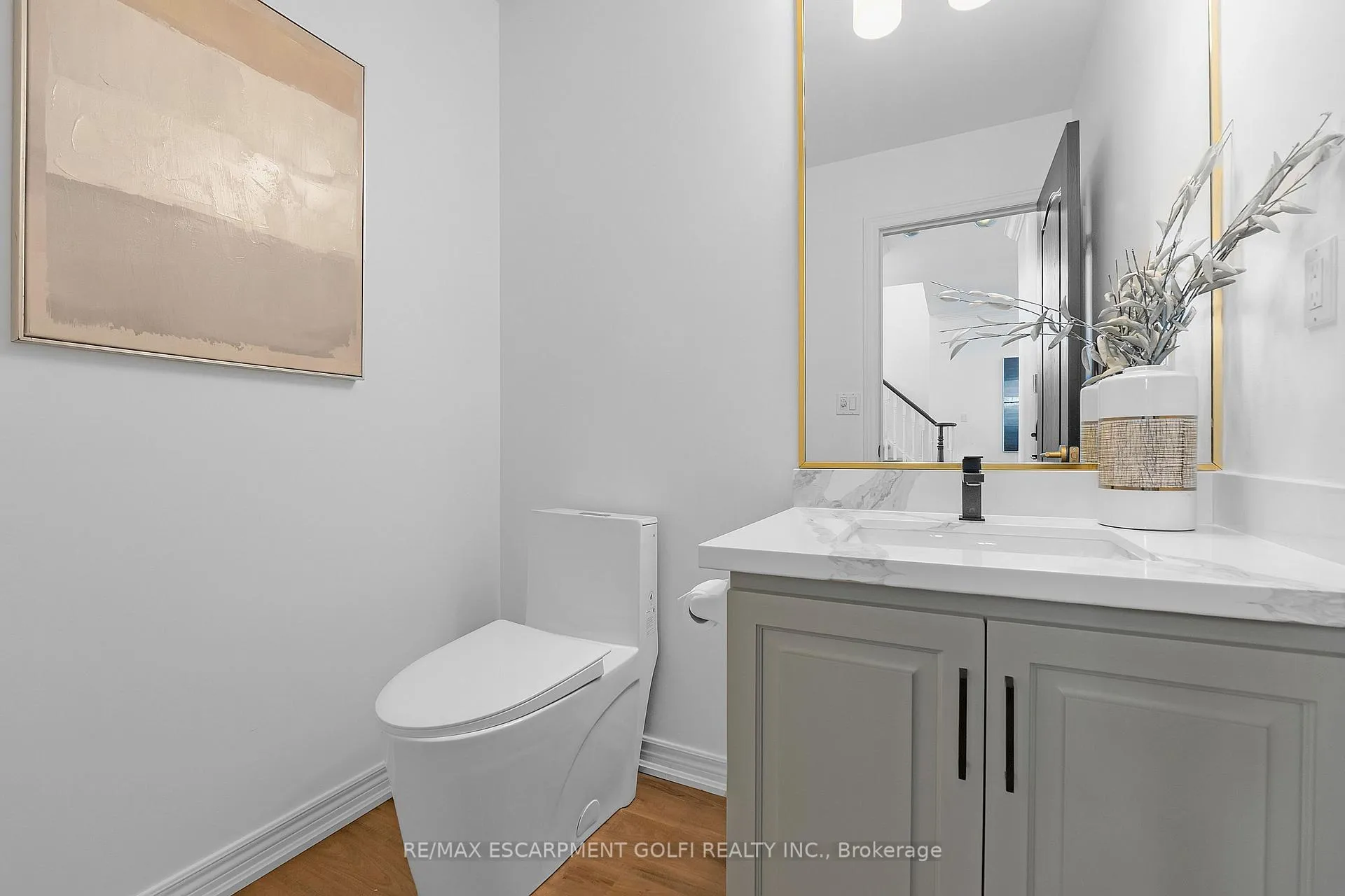 Photo 15 of Unit 3, 97 Sunvale Place, Hamilton, Lakeshore — HOMEH