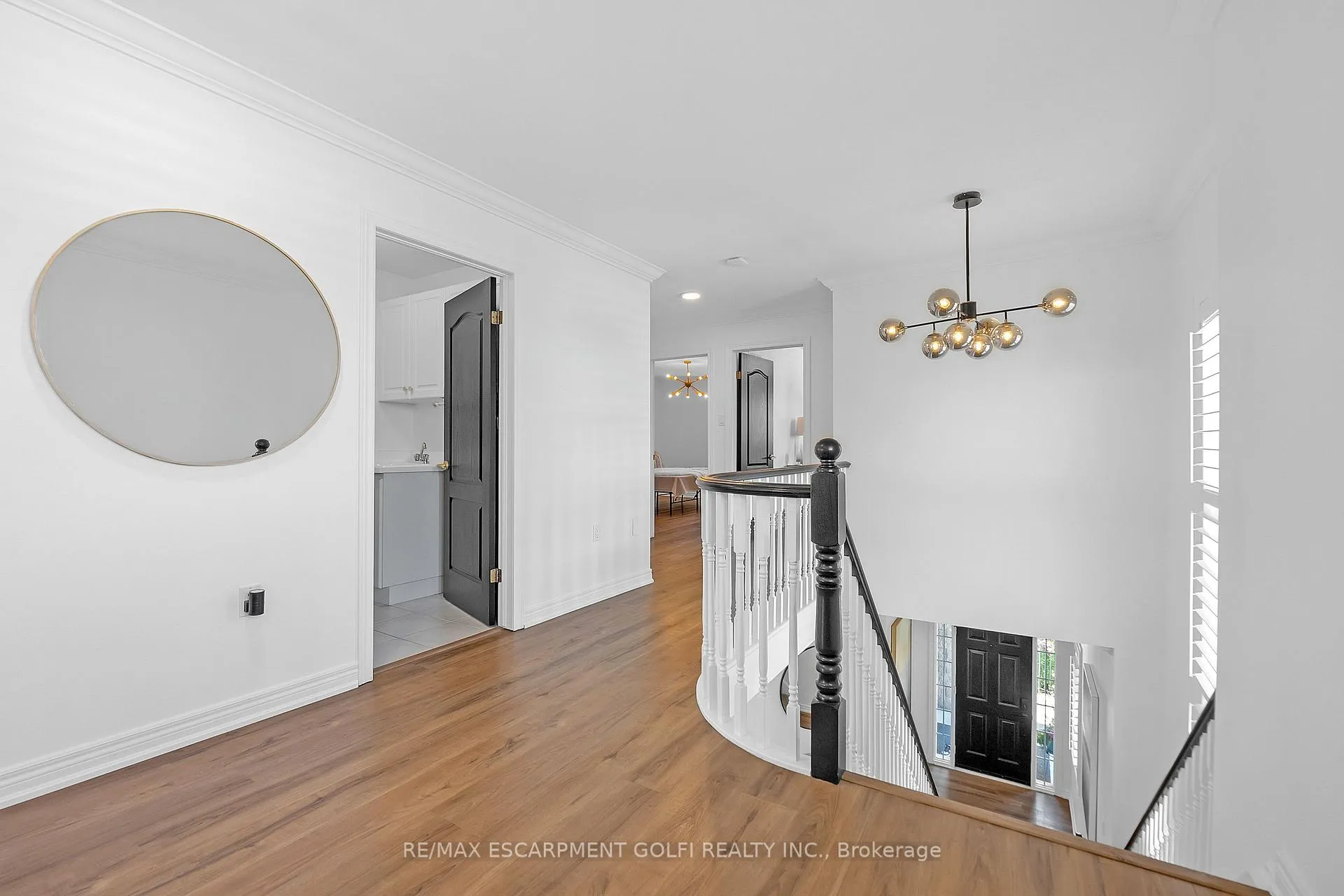 Photo 16 of Unit 3, 97 Sunvale Place, Hamilton, Lakeshore — HOMEH