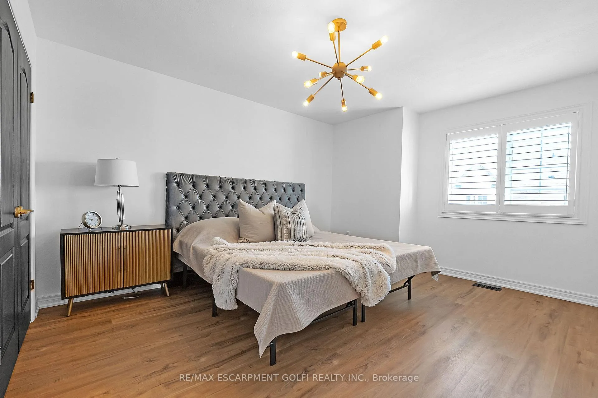 Photo 25 of Unit 3, 97 Sunvale Place, Hamilton, Lakeshore — HOMEH
