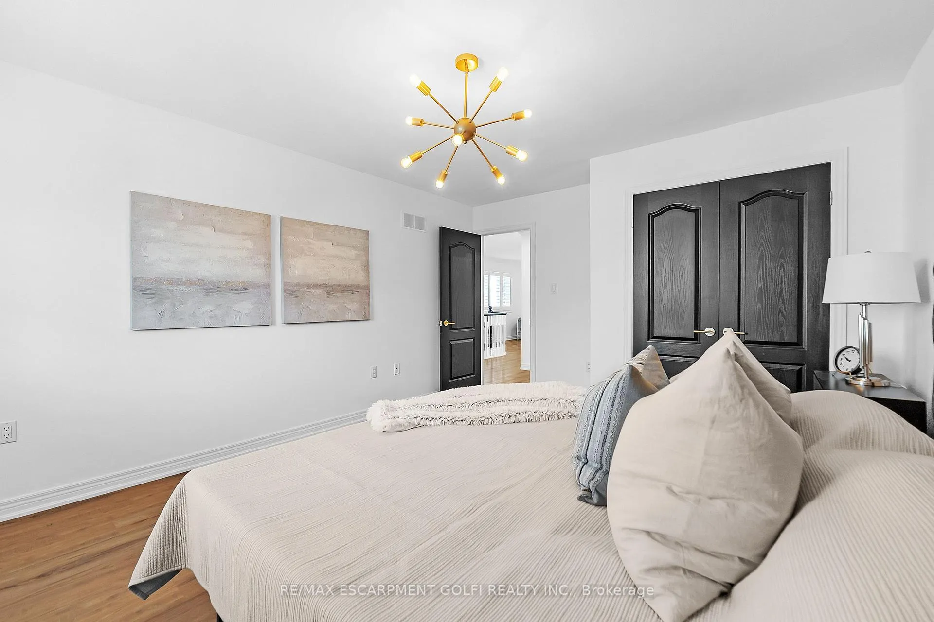 Photo 26 of Unit 3, 97 Sunvale Place, Hamilton, Lakeshore — HOMEH