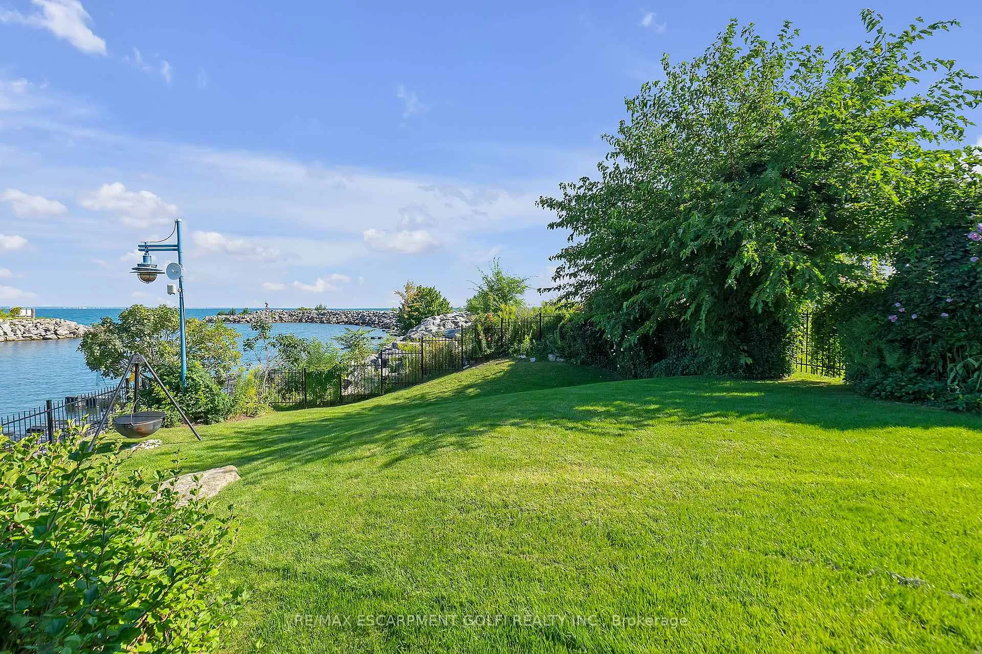 Photo 36 of Unit 3, 97 Sunvale Place, Hamilton, Lakeshore — HOMEH