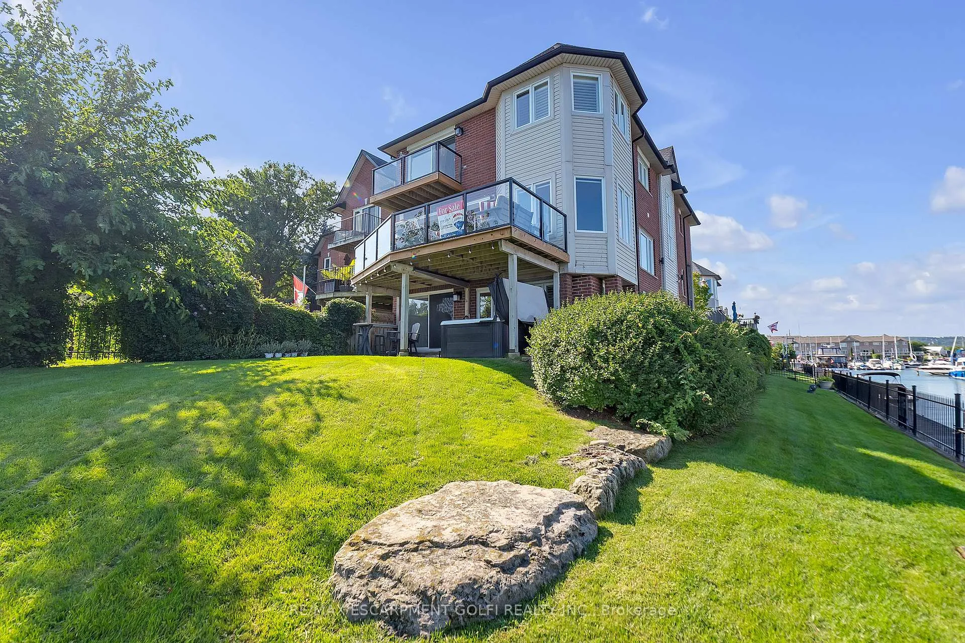 Photo 39 of Unit 3, 97 Sunvale Place, Hamilton, Lakeshore — HOMEH