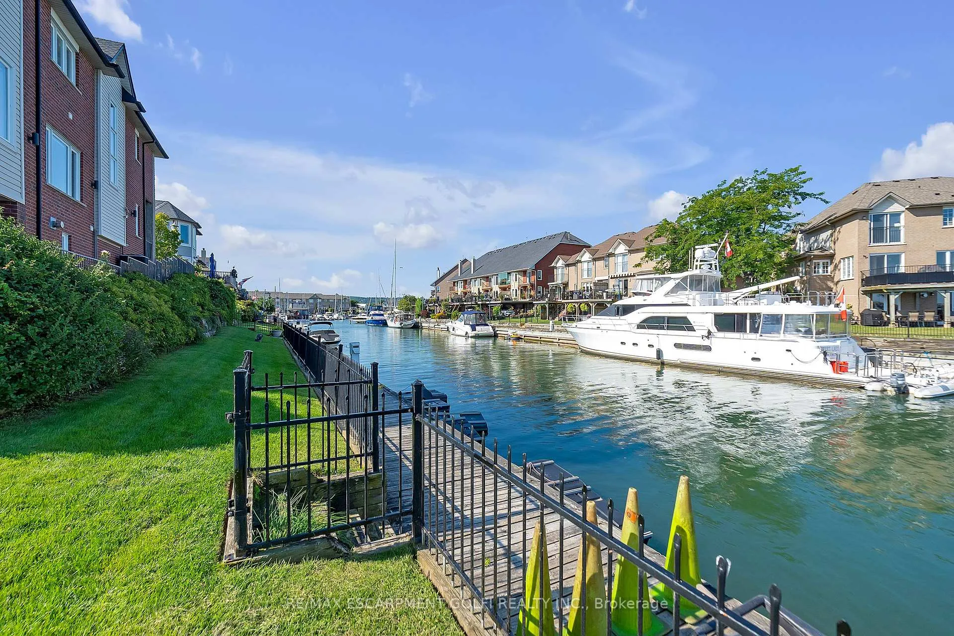 Photo 40 of Unit 3, 97 Sunvale Place, Hamilton, Lakeshore — HOMEH