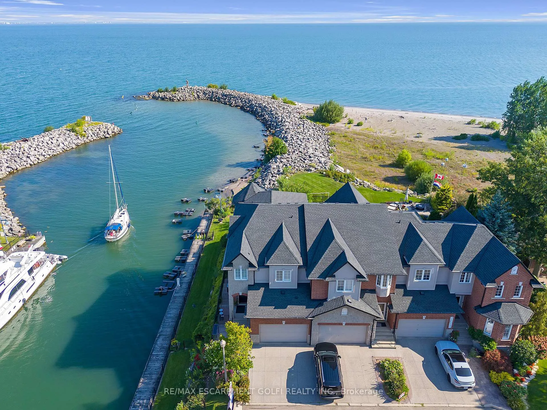 Photo 41 of Unit 3, 97 Sunvale Place, Hamilton, Lakeshore — HOMEH