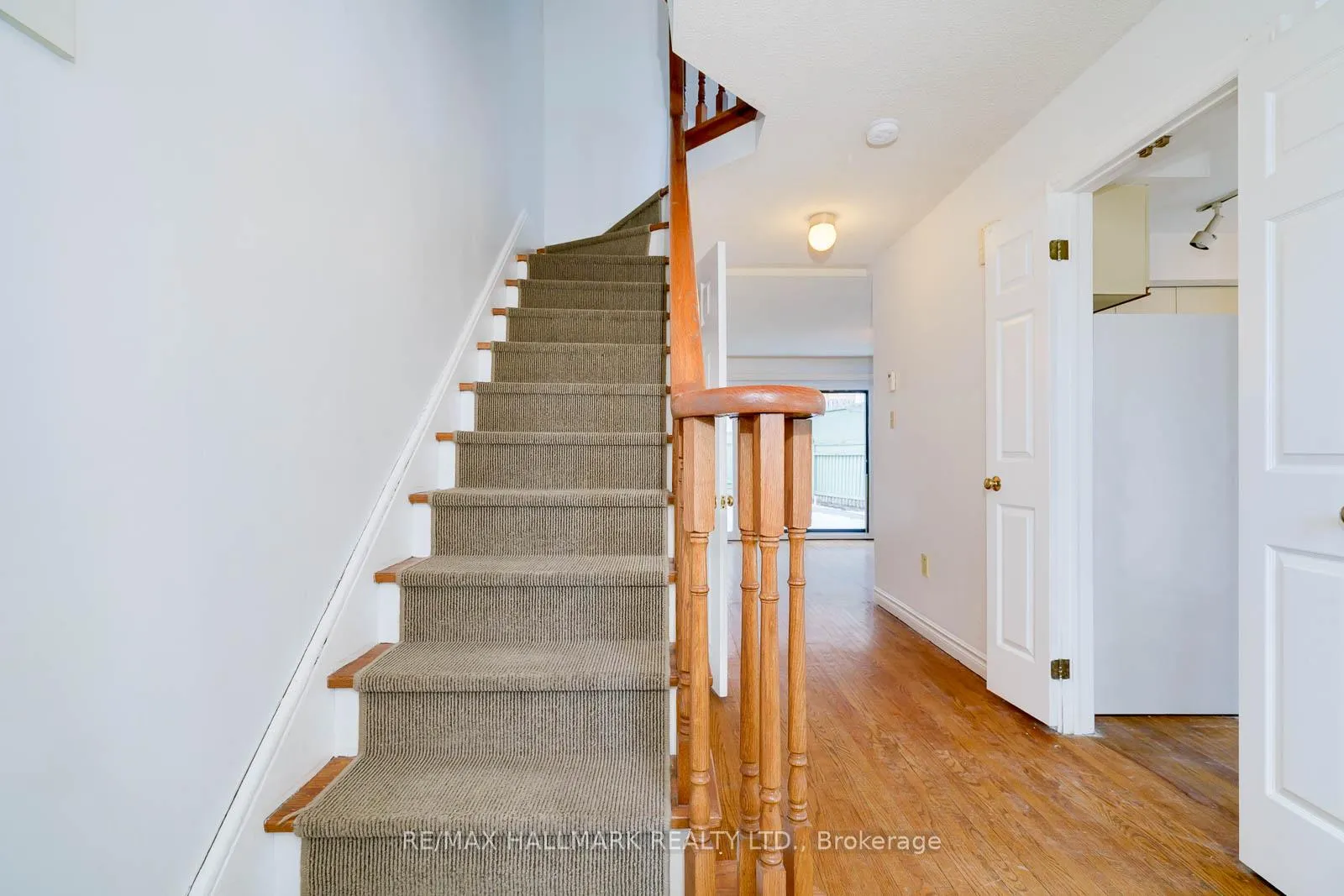 Photo 4 of 26 Hazel Avenue, Toronto, The Beaches — HOMEH