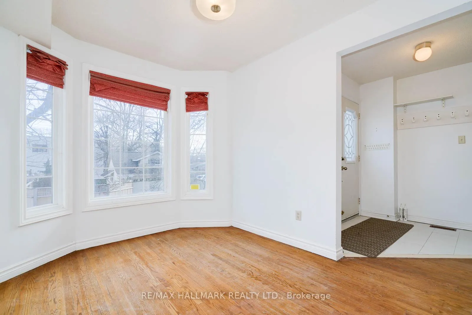Photo 5 of 26 Hazel Avenue, Toronto, The Beaches — HOMEH