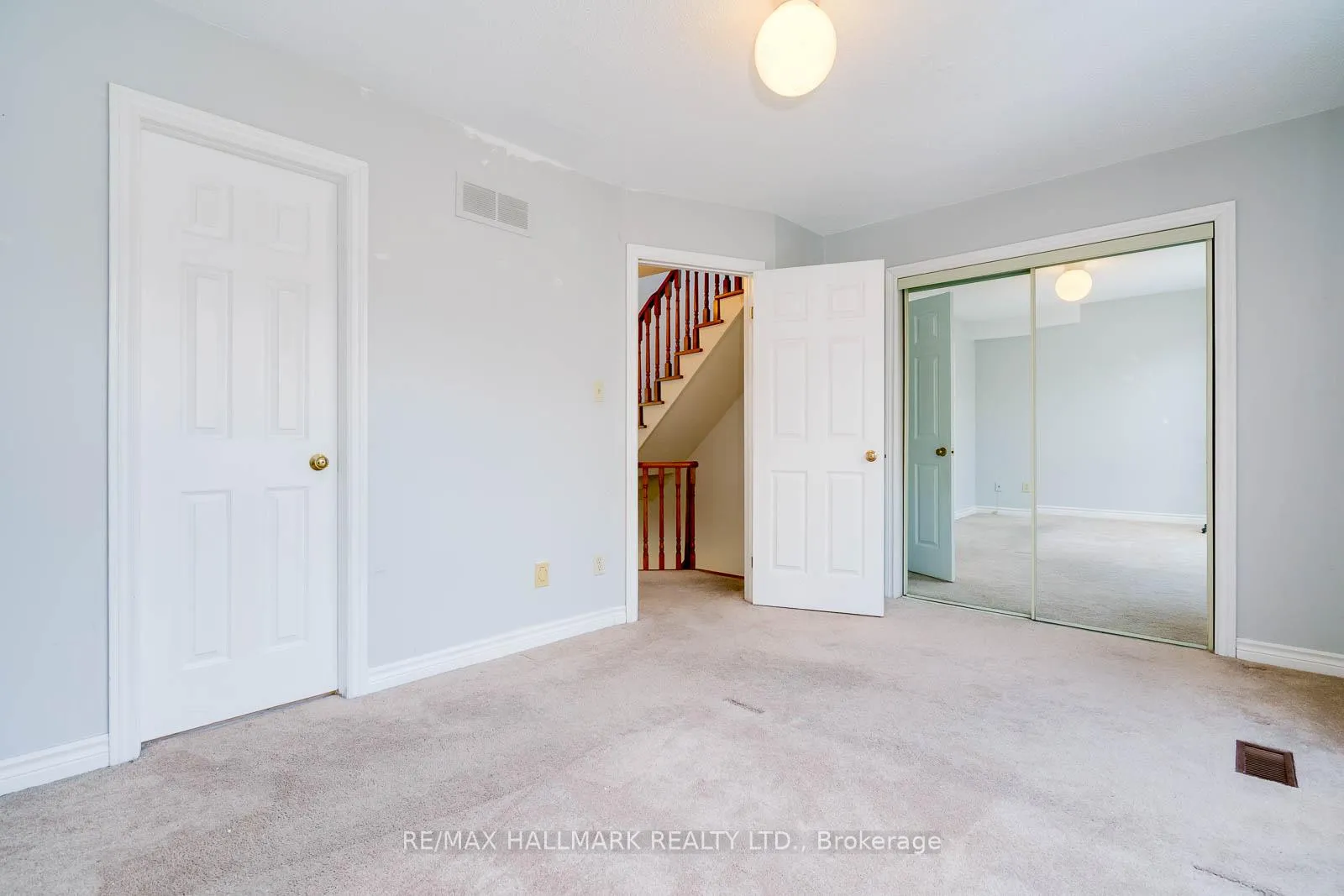 Photo 17 of 26 Hazel Avenue, Toronto, The Beaches — HOMEH
