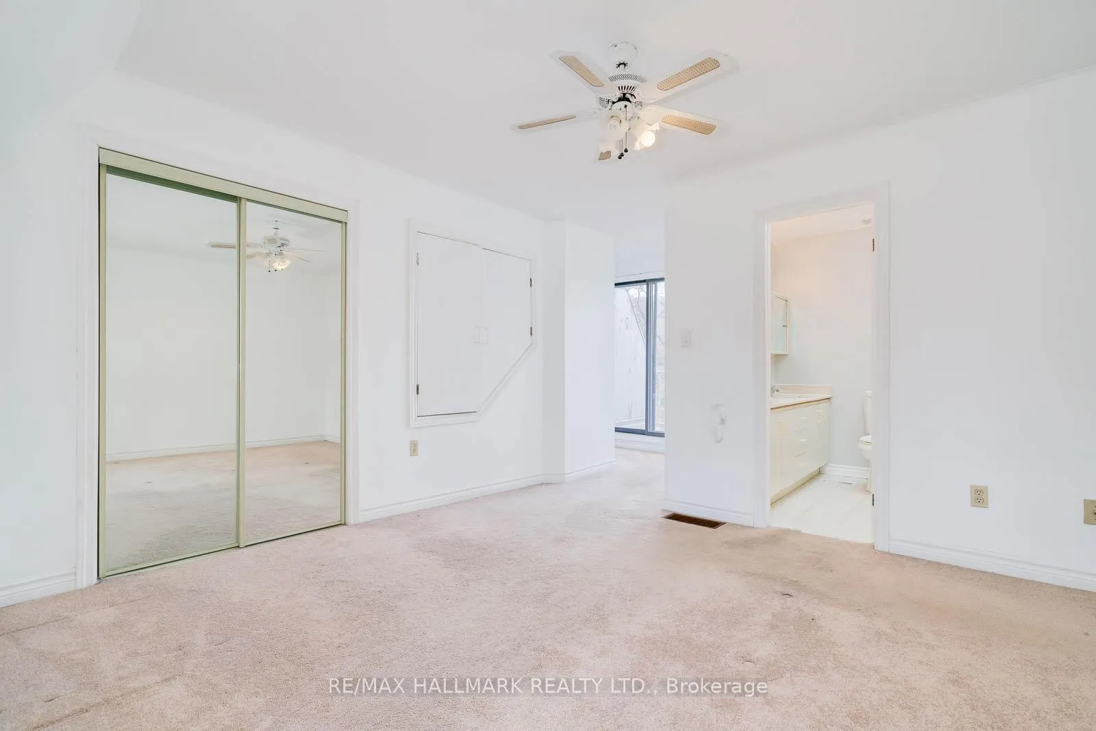 Photo 22 of 26 Hazel Avenue, Toronto, The Beaches — HOMEH