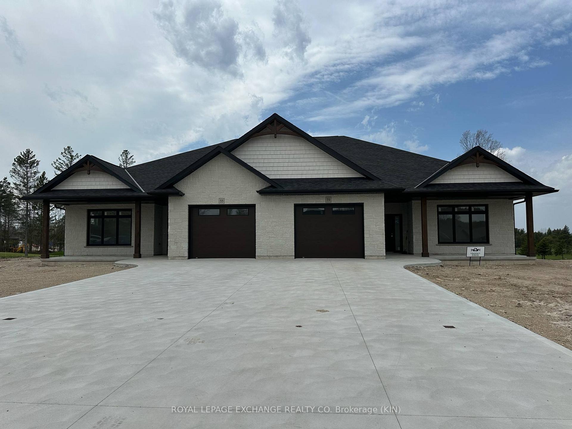 Front of 59 Mercedes Crescent