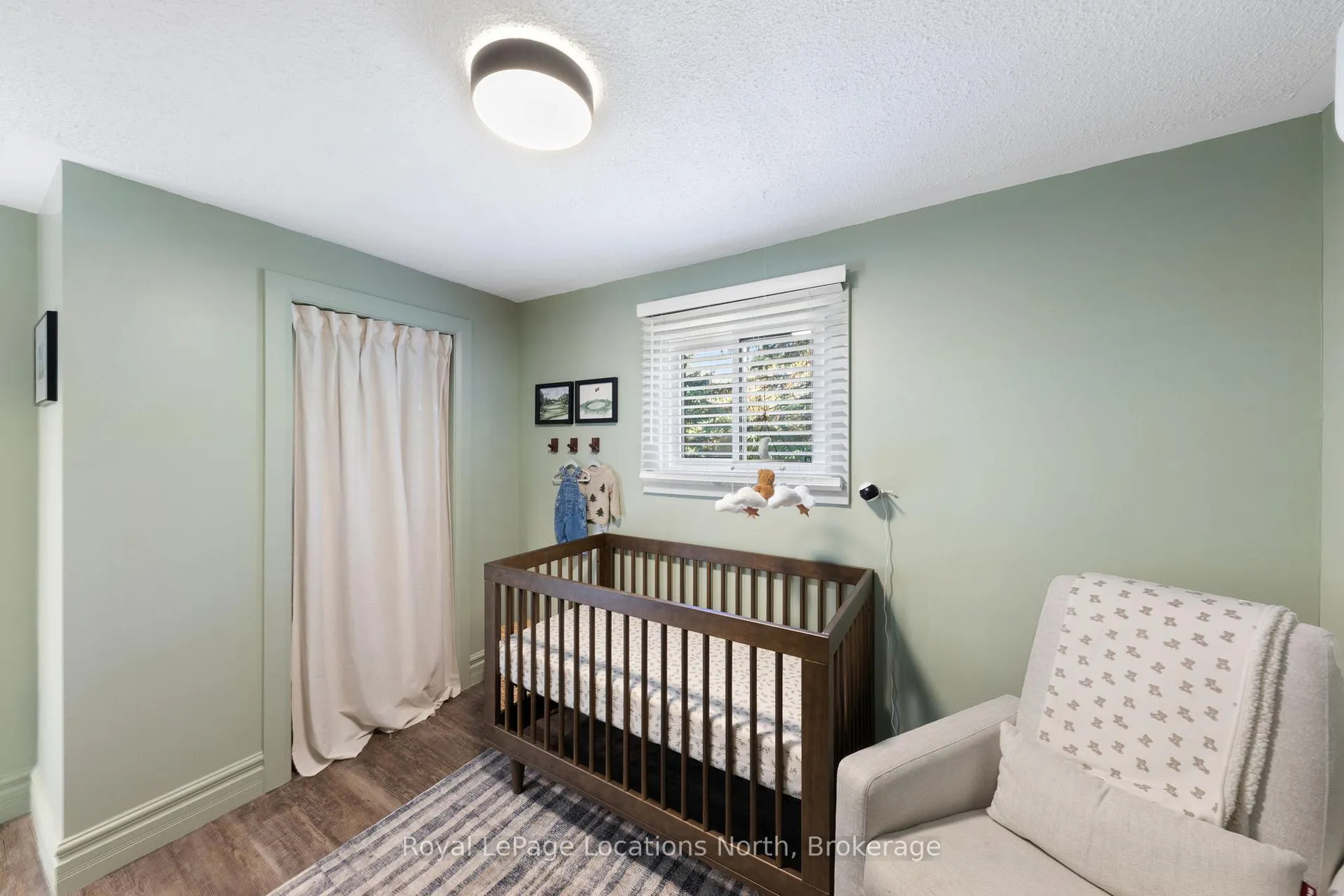 Photo 24 of 19 Dell Parr Avenue, Dryden, Barclay — HOMEH