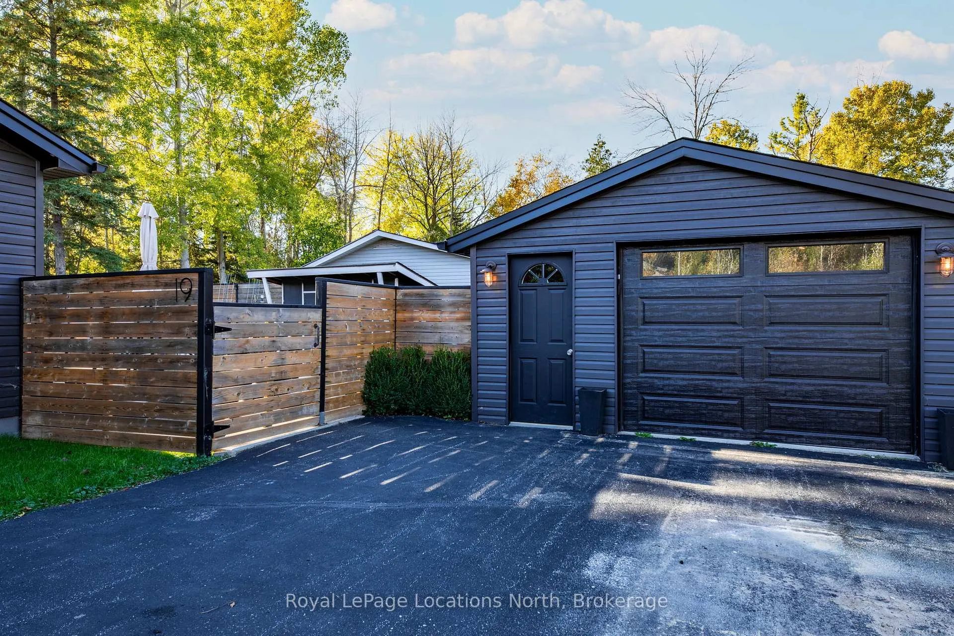 Photo 27 of 19 Dell Parr Avenue, Dryden, Barclay — HOMEH