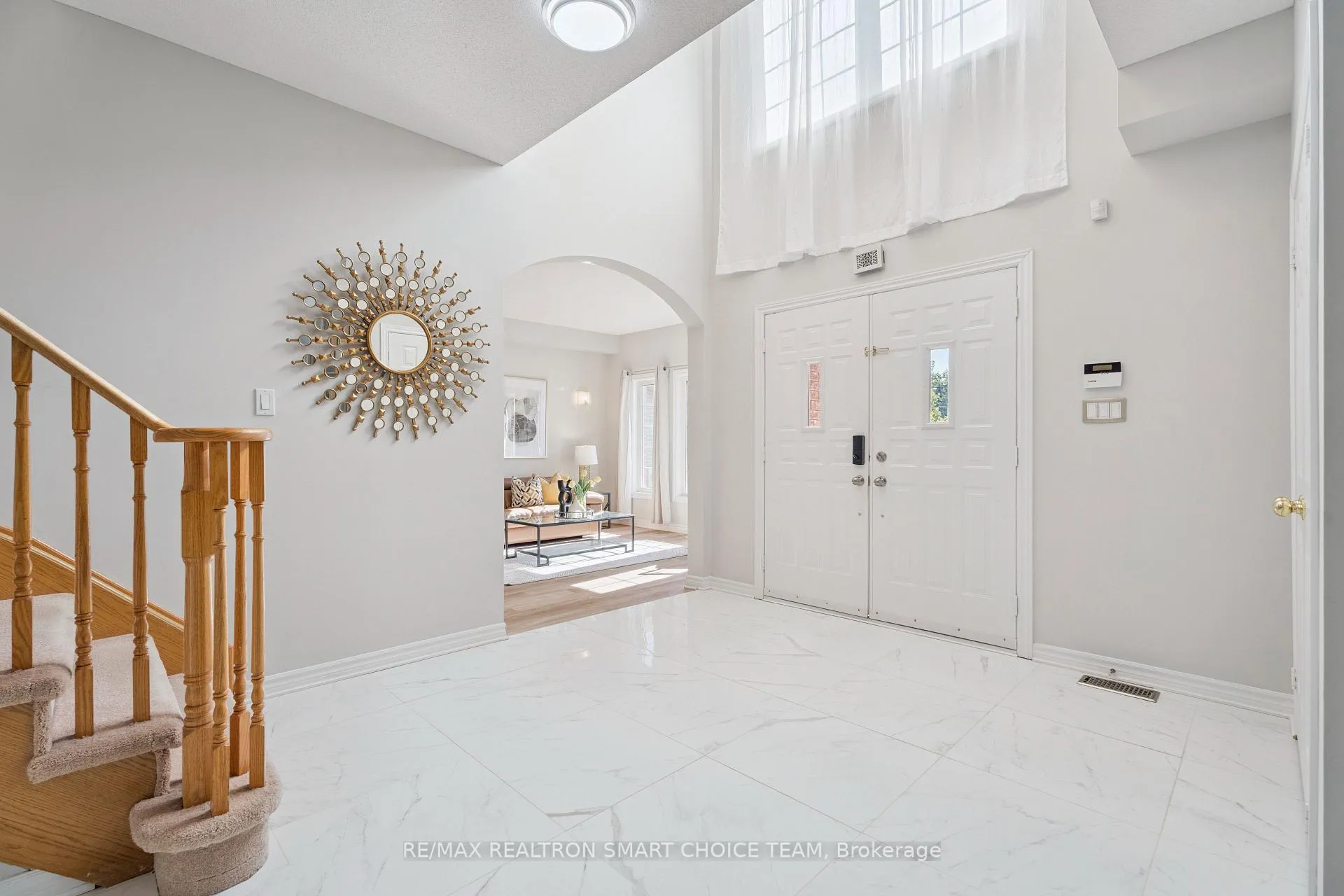 Photo 6 of 117 Miller Drive, Barrie, Edgehill Drive — HOMEH