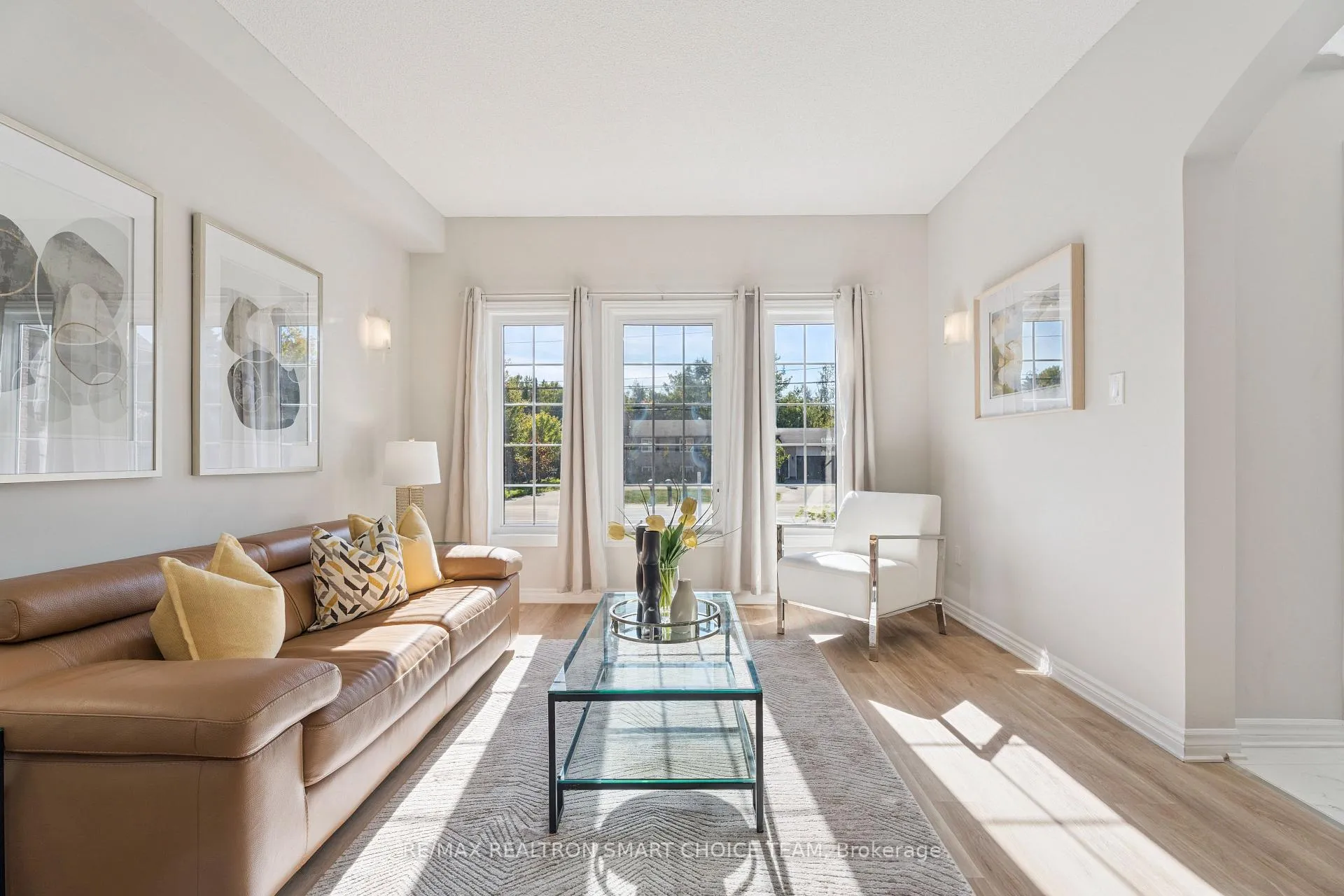 Photo 8 of 117 Miller Drive, Barrie, Edgehill Drive — HOMEH